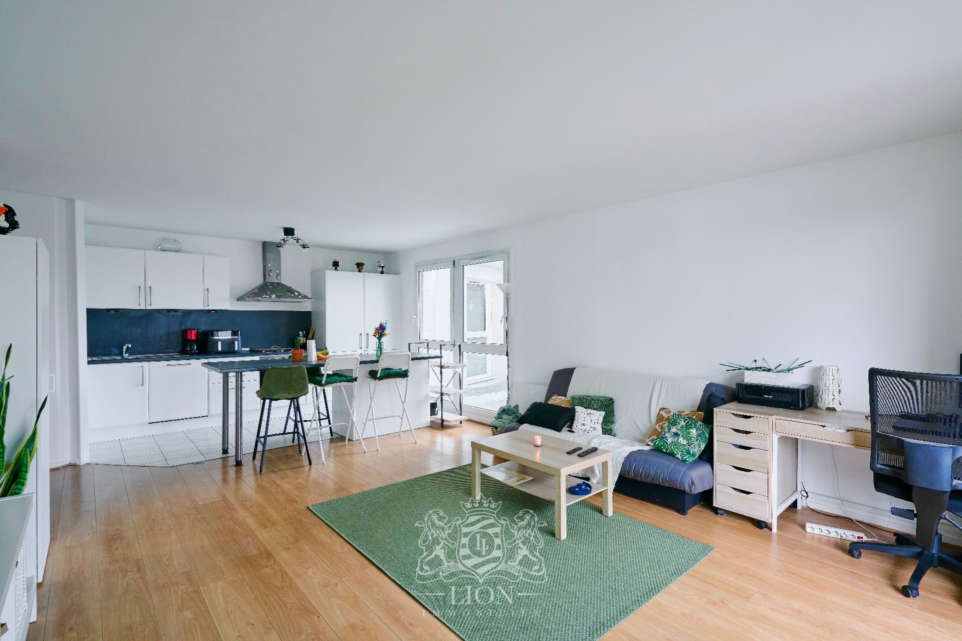 T2 proche centre et gare balcon et parking  Photo 3 - Le Lion Immobilier