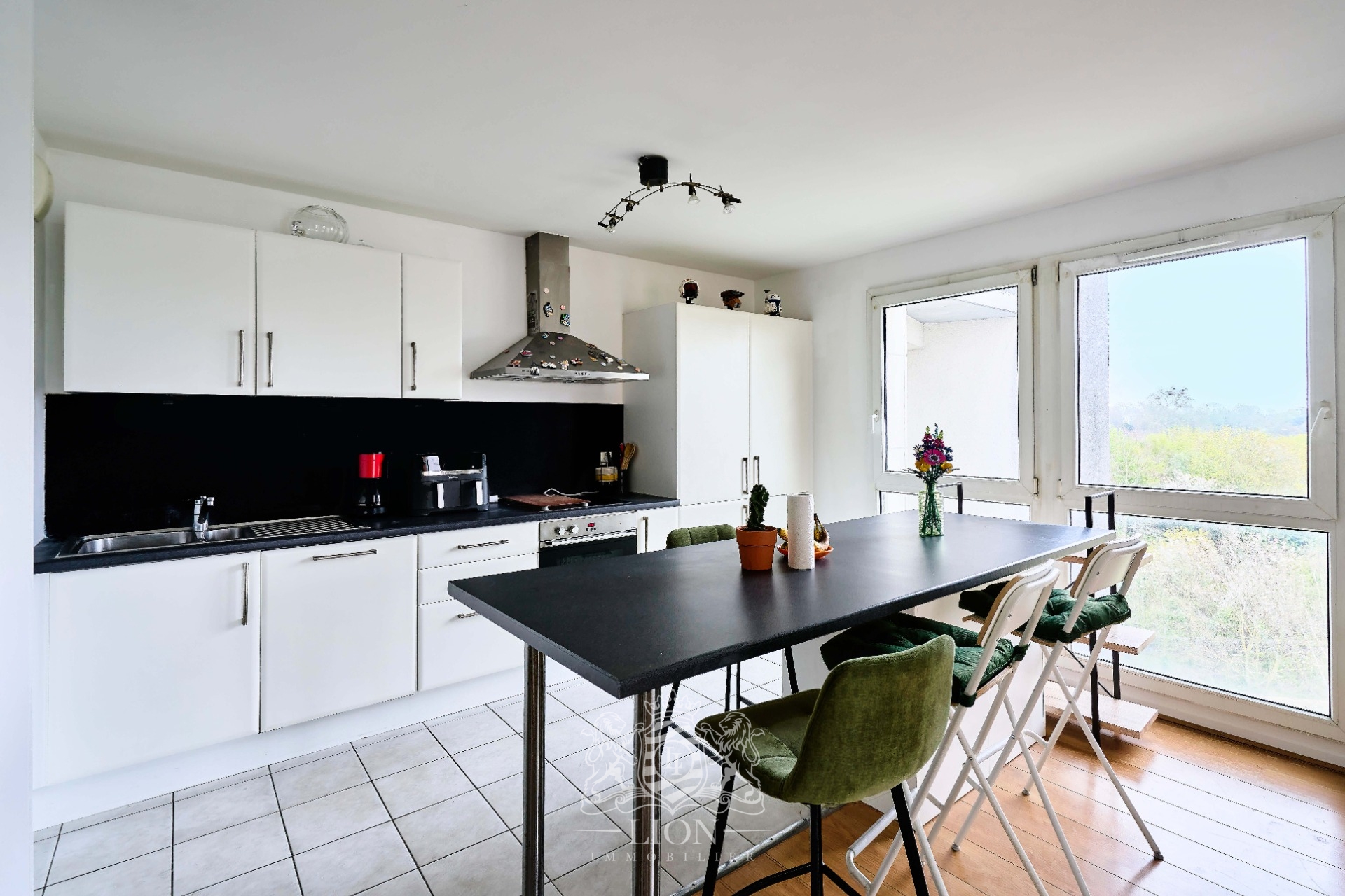 T2 proche centre et gare balcon et parking  Photo 5 - Le Lion Immobilier