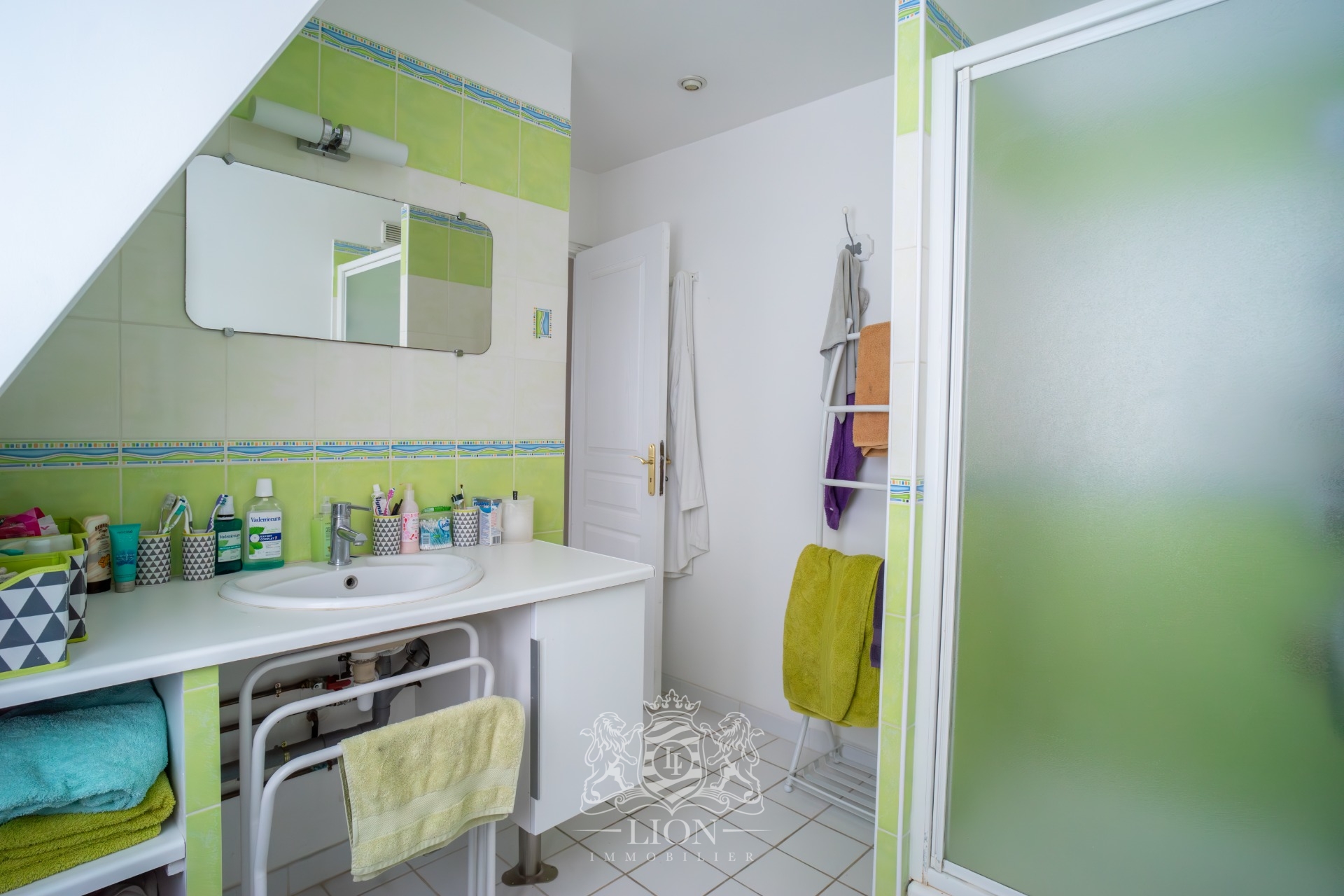 Volumes exceptionnels pour cette maison d architecte Photo 13 - Le Lion Immobilier Volumes exceptionnels pour cette maison d architecte Photo 13 - Le Lion Immobilier