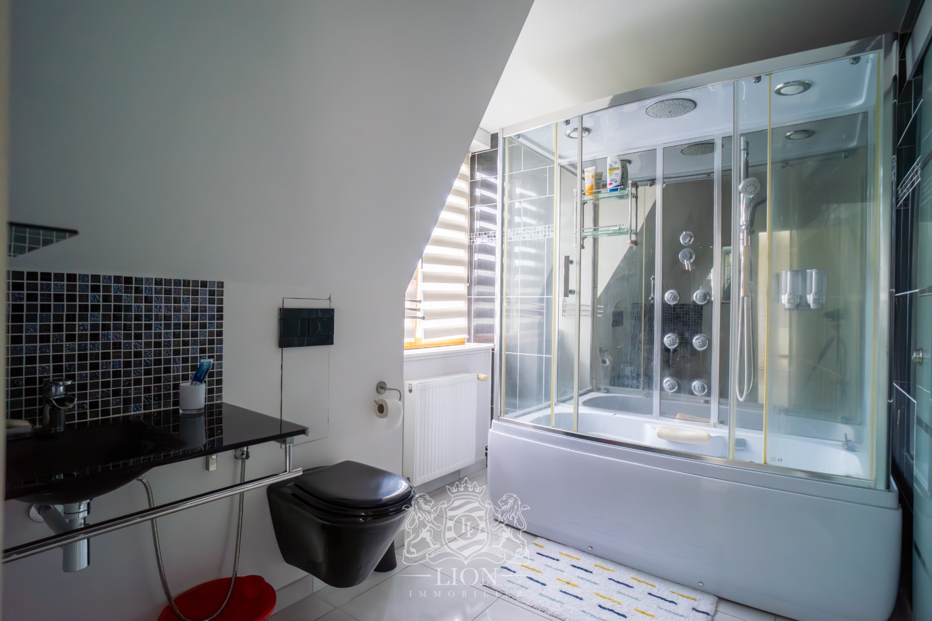 Volumes exceptionnels pour cette maison d architecte Photo 14 - Le Lion Immobilier