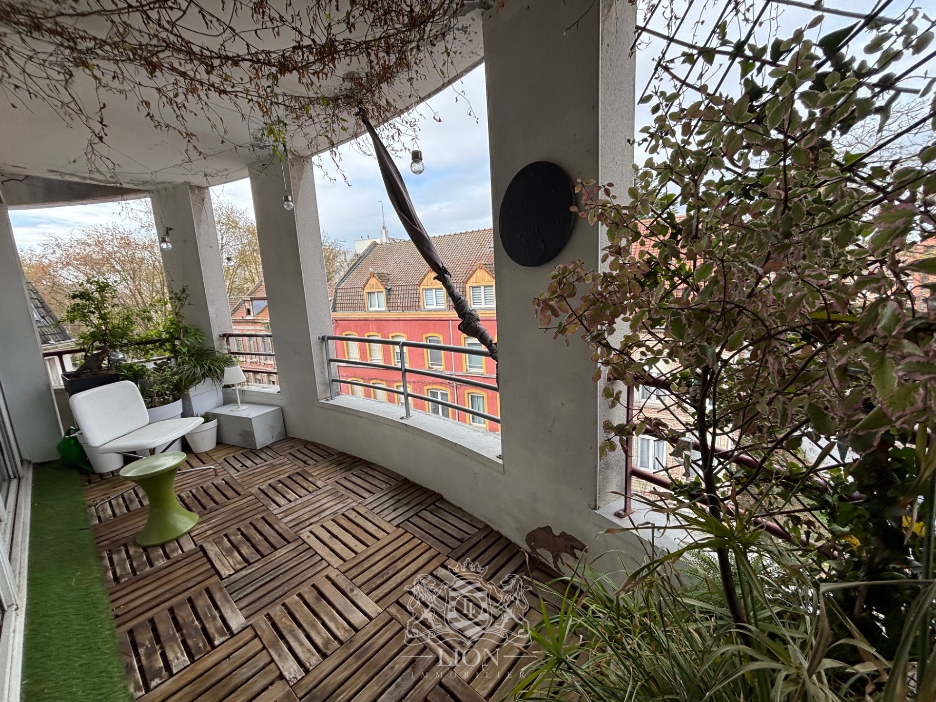 Wazemmes appartement 81m terrasse et parking Photo 3 - Le Lion Immobilier Wazemmes appartement 81m terrasse et parking Photo 3 - Le Lion Immobilier