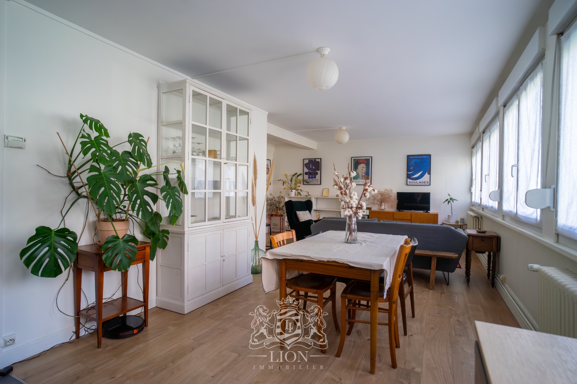 Appartement trois chambres avec jardin commun Photo 4 - Le Lion Immobilier Appartement trois chambres avec jardin commun Photo 4 - Le Lion Immobilier