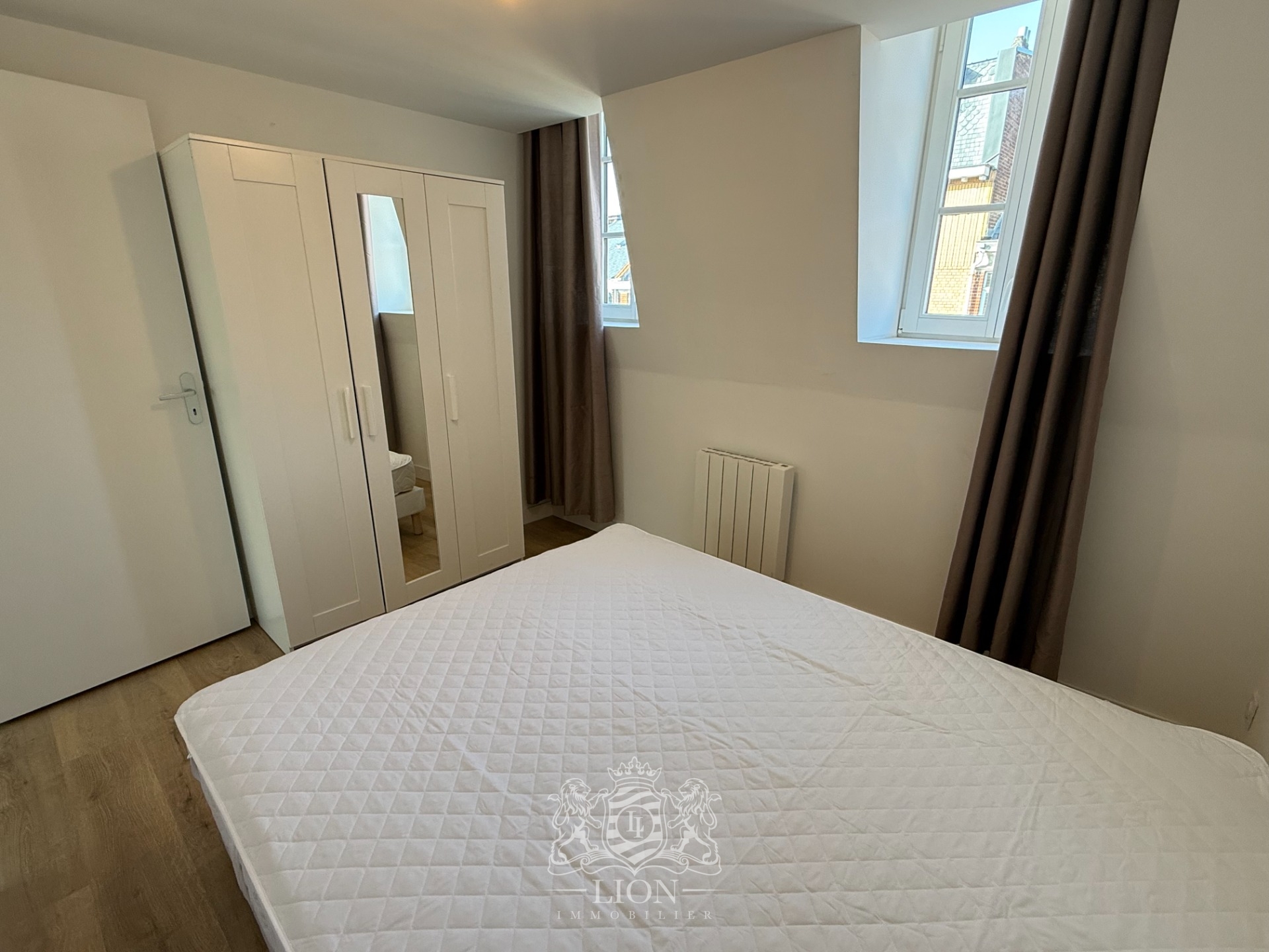 Aube t2 bis meuble 49m2   28m2 de mezzanine renove Photo 3 - Le Lion Immobilier