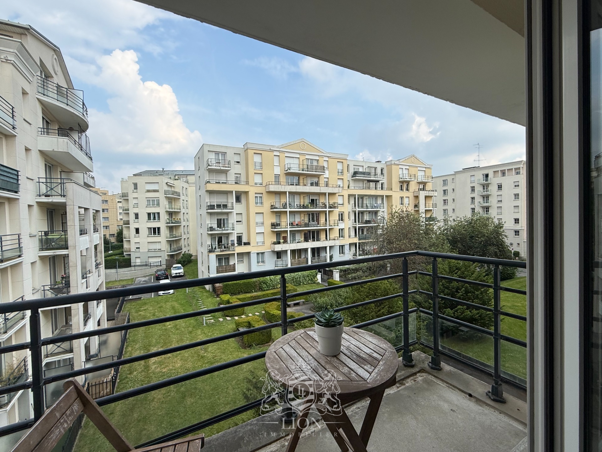 Auhh vieux lille t2 meuble Photo 9 - Le Lion Immobilier Auhh vieux lille t2 meuble Photo 9 - Le Lion Immobilier