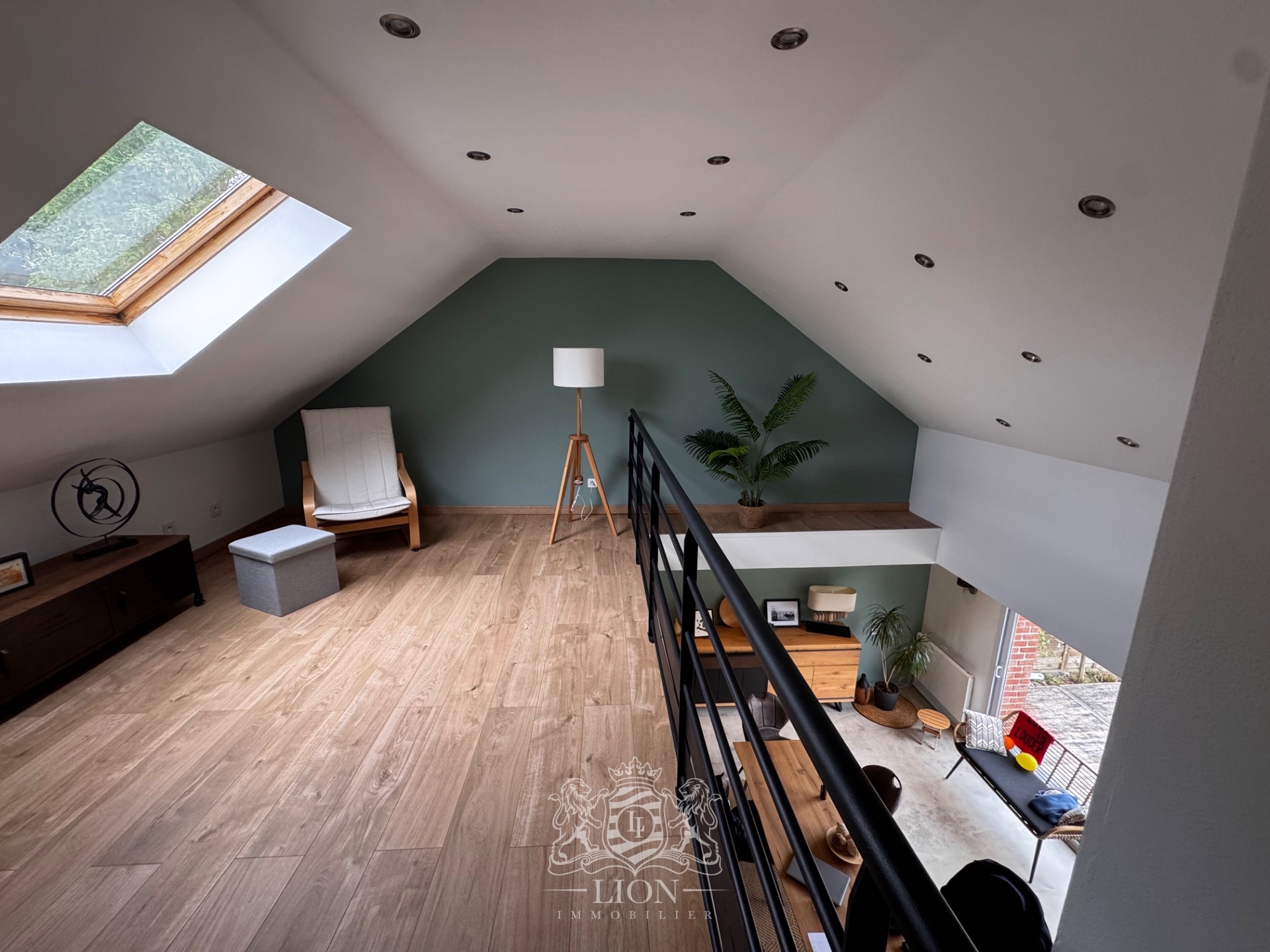 Maison loft contemporaine de 208 m Photo 8 - Le Lion Immobilier Maison loft contemporaine de 208 m Photo 8 - Le Lion Immobilier