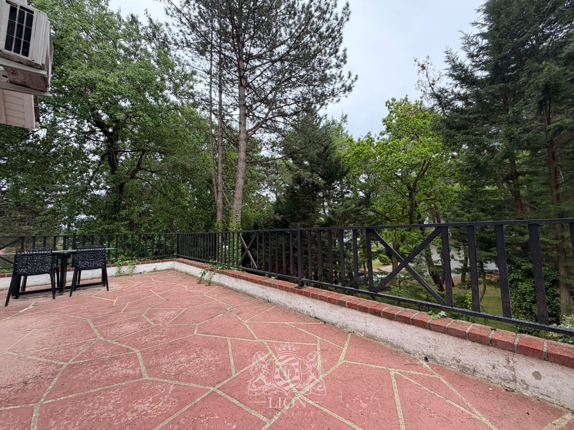 Elegante propriete familiale garage piscine Photo 9 - Le Lion Immobilier