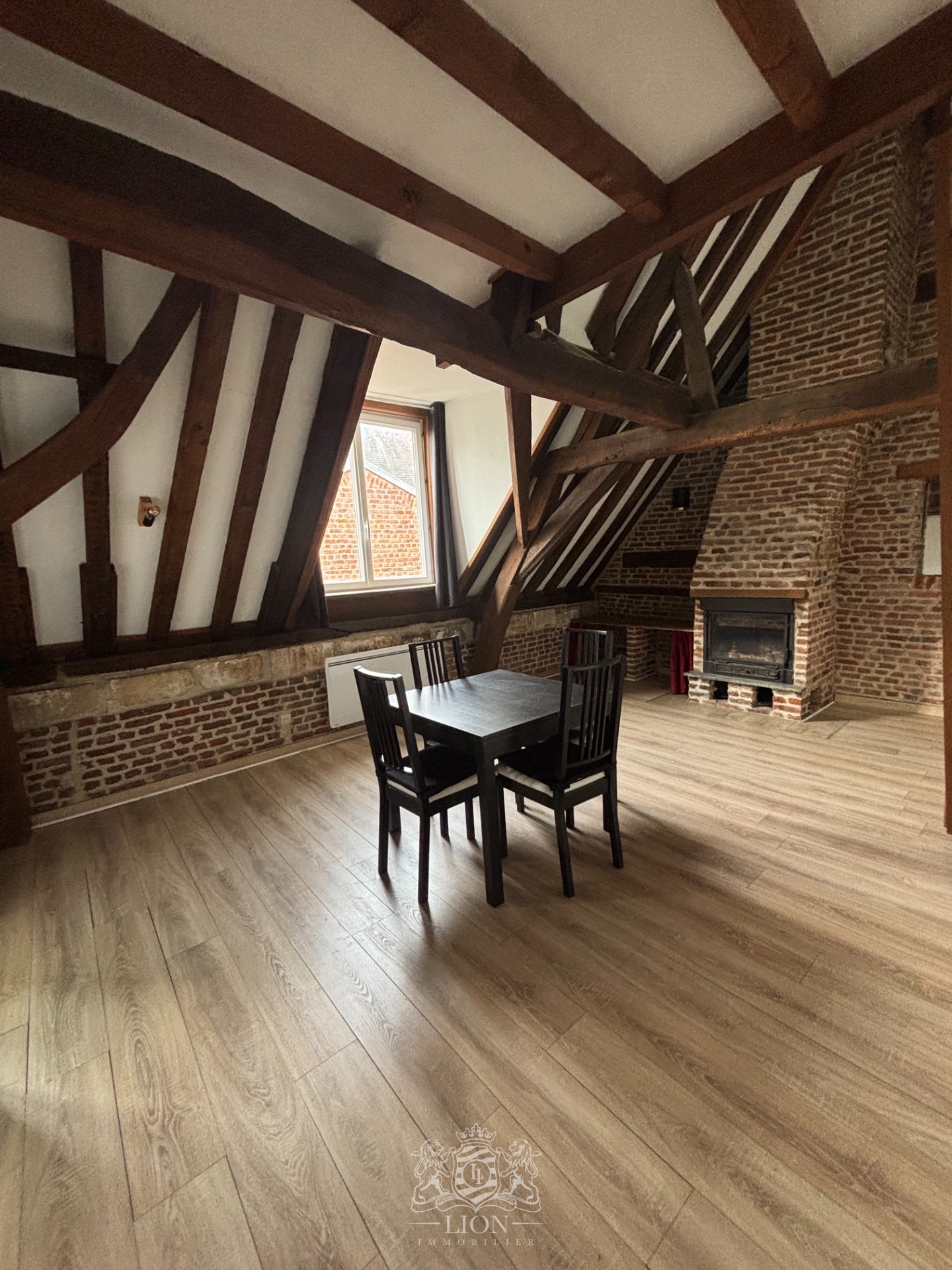 Hyper centre deux pas du vieux lille studio mezzanine Photo 12 - Le Lion Immobilier Hyper centre deux pas du vieux lille studio mezzanine Photo 12 - Le Lion Immobilier