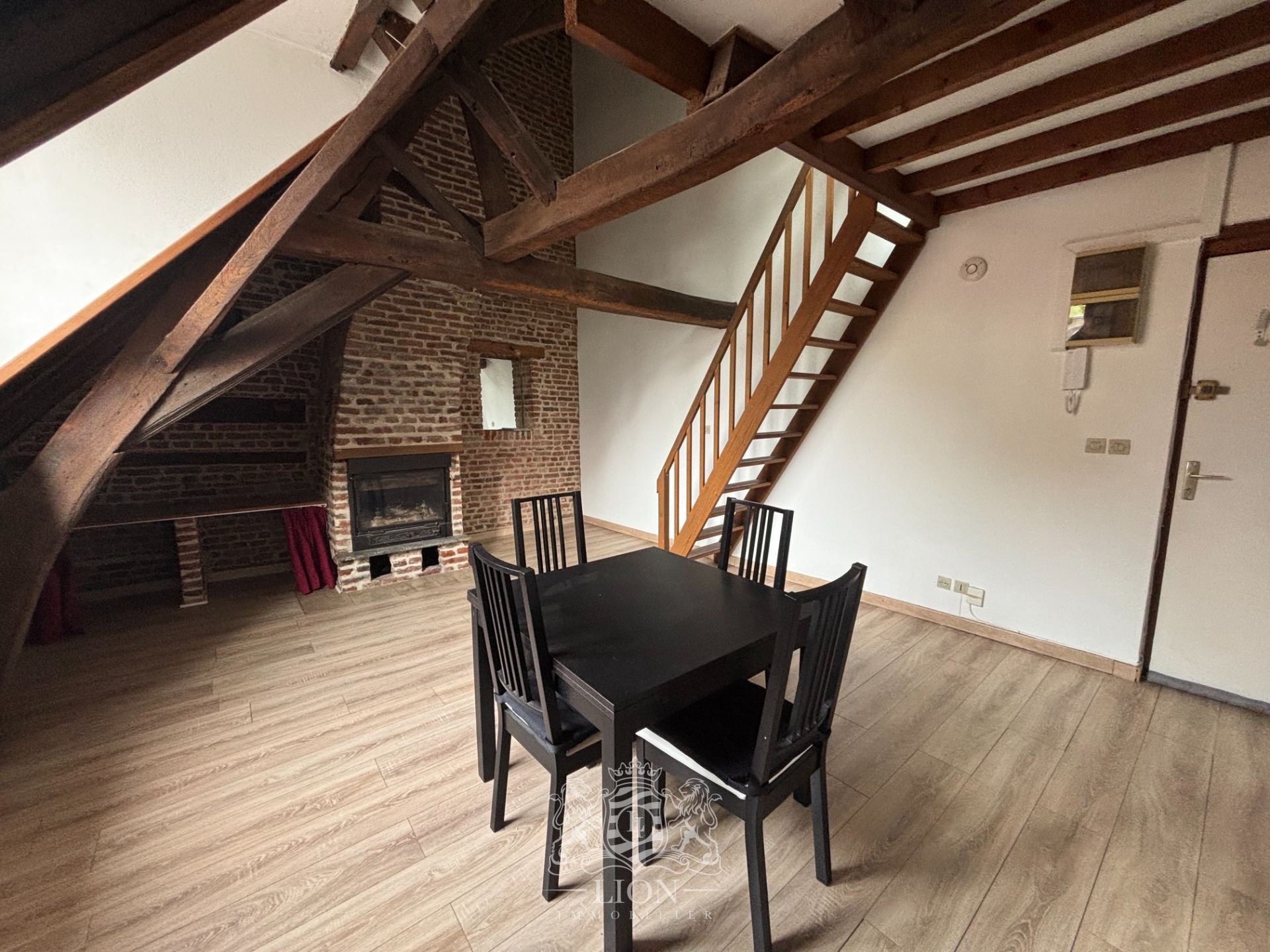 Hyper centre deux pas du vieux lille studio mezzanine Photo 16 - Le Lion Immobilier Hyper centre deux pas du vieux lille studio mezzanine Photo 16 - Le Lion Immobilier