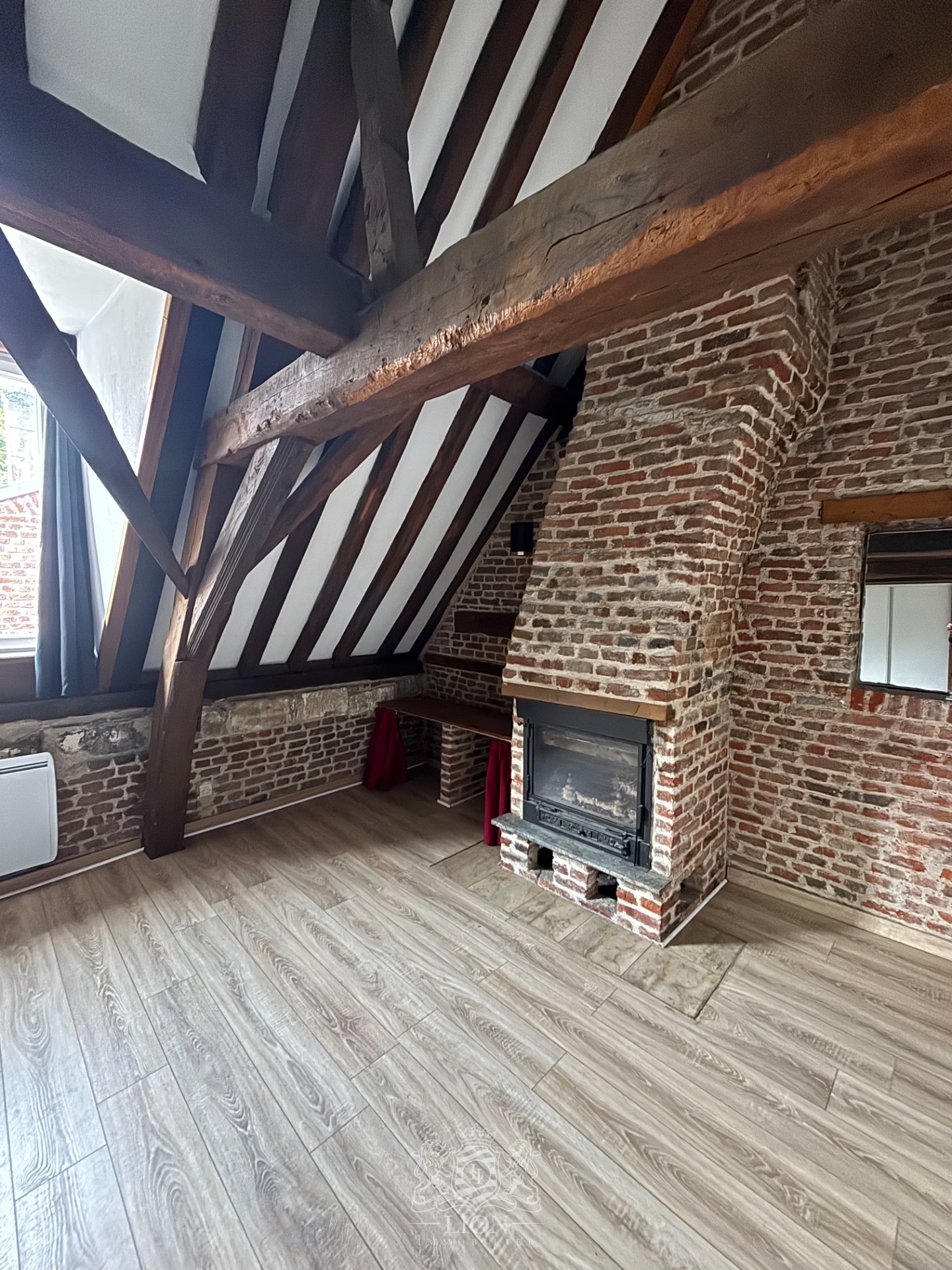 Hyper centre deux pas du vieux lille studio mezzanine Photo 17 - Le Lion Immobilier Hyper centre deux pas du vieux lille studio mezzanine Photo 17 - Le Lion Immobilier