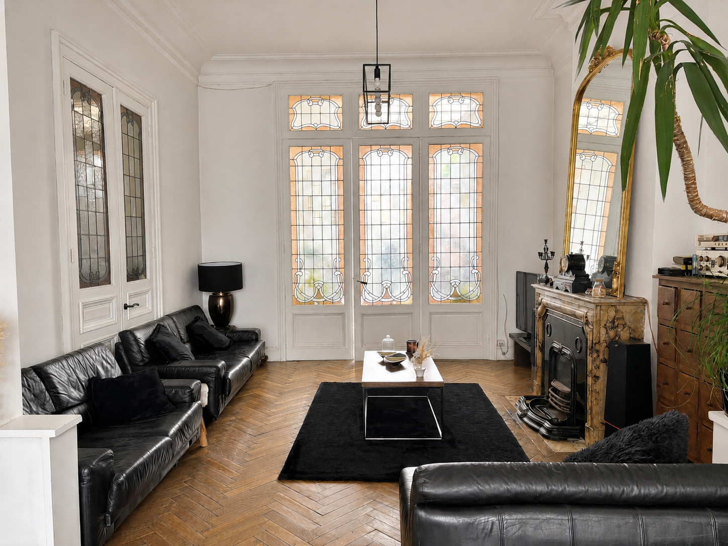 Elegante demeure familiale avec jardin et cachet Photo 2 - Le Lion Immobilier