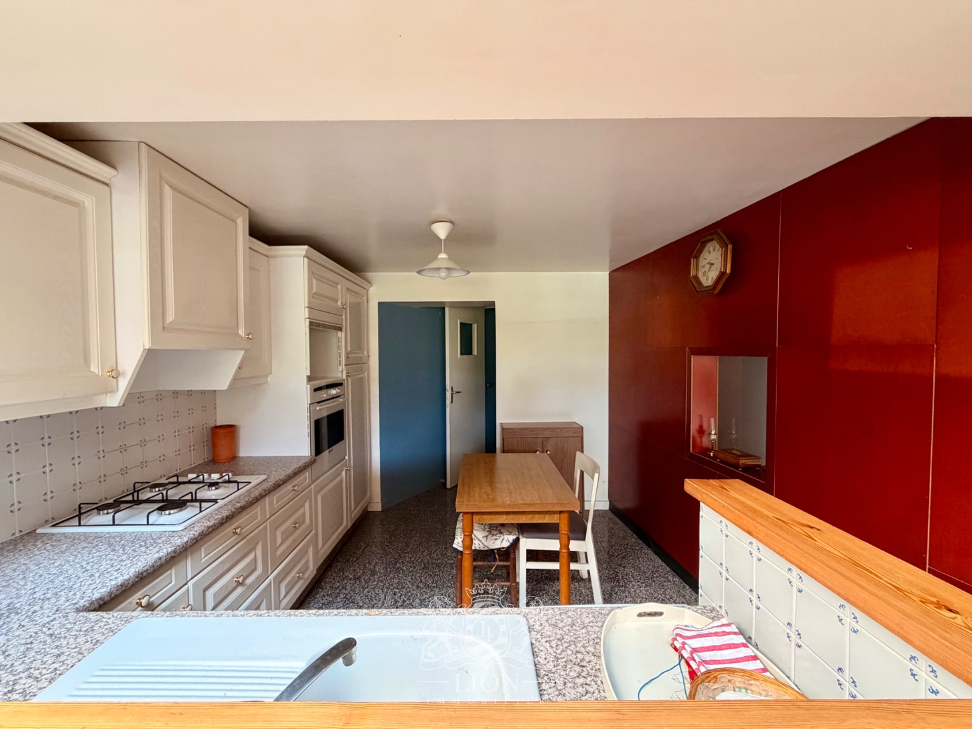 Maison travaux 4 chambres garage proche citadelle Photo 3 - Le Lion Immobilier Maison travaux 4 chambres garage proche citadelle Photo 3 - Le Lion Immobilier