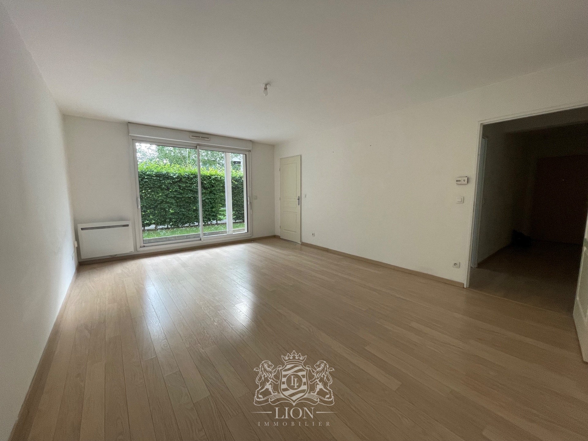 Vieux lille t3 avec parking et jardin Photo 2 - Le Lion Immobilier Vieux lille t3 avec parking et jardin Photo 2 - Le Lion Immobilier