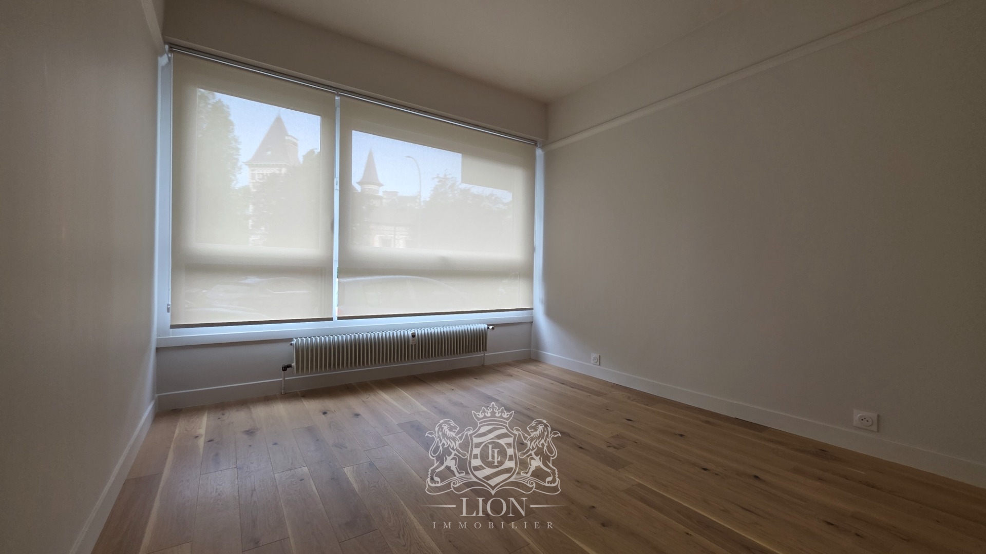 Sublime t4 avec vue sur parc des charmettes et garage Photo 6 - Le Lion Immobilier Sublime t4 avec vue sur parc des charmettes et garage Photo 6 - Le Lion Immobilier