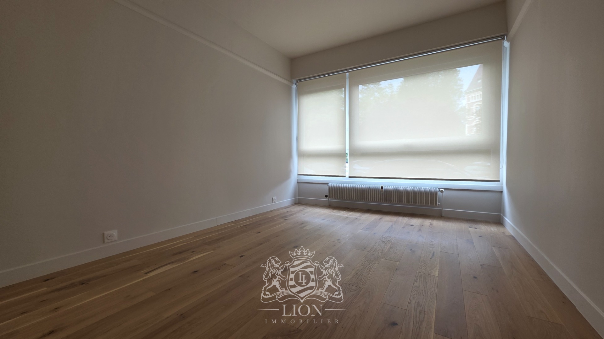 Sublime t4 avec vue sur parc des charmettes et garage Photo 7 - Le Lion Immobilier Sublime t4 avec vue sur parc des charmettes et garage Photo 7 - Le Lion Immobilier