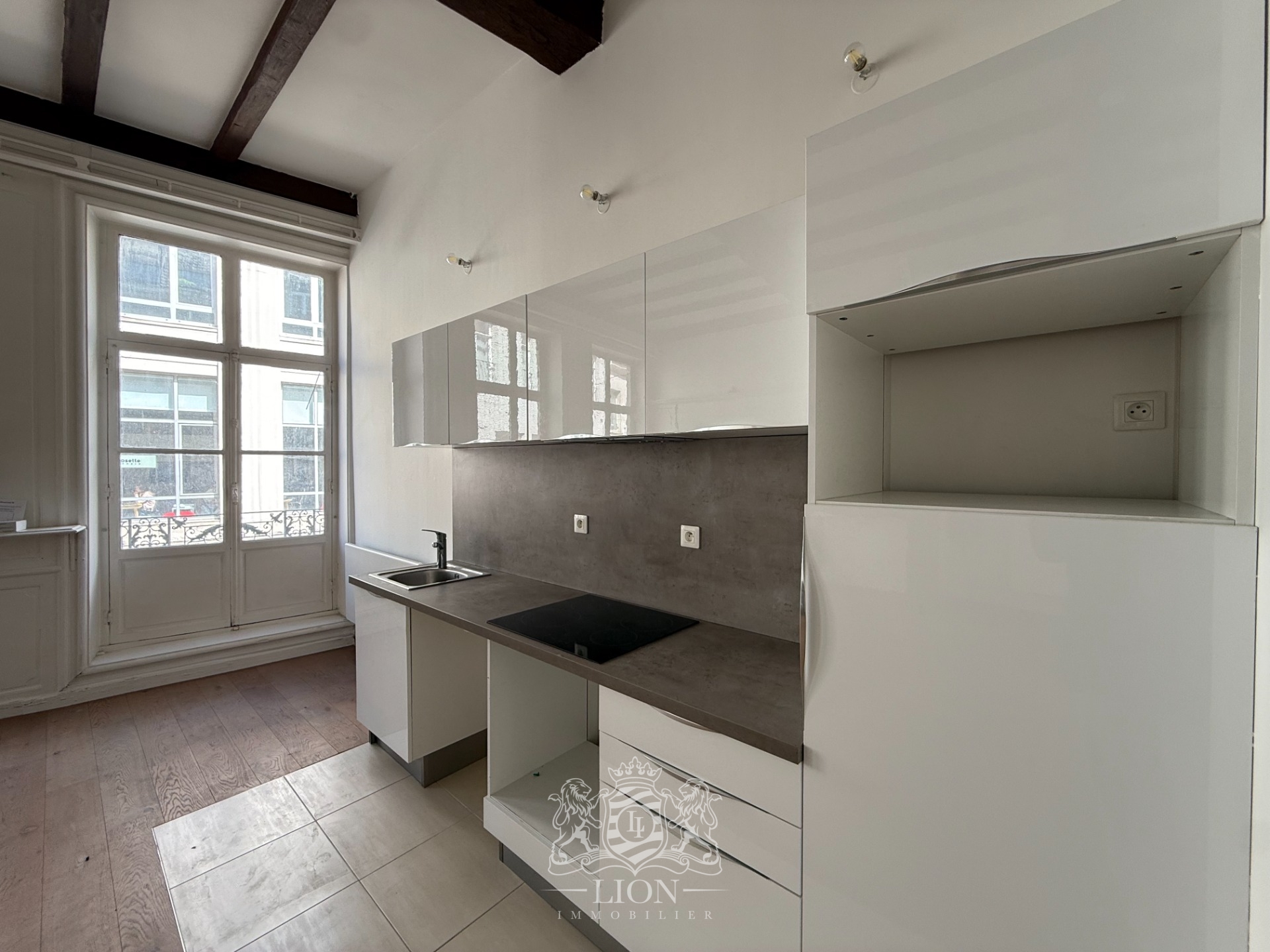 Auvw vieux lille t2 non meuble Photo 4 - Le Lion Immobilier Auvw vieux lille t2 non meuble Photo 4 - Le Lion Immobilier