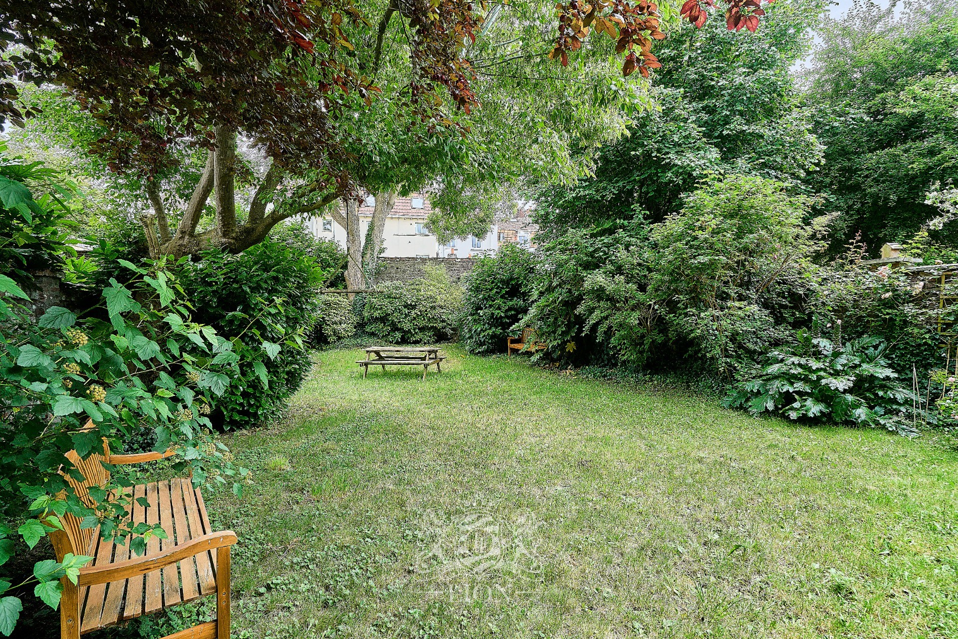 Lille maison de maitre 310 m jardin et garage Photo 15 - Le Lion Immobilier
