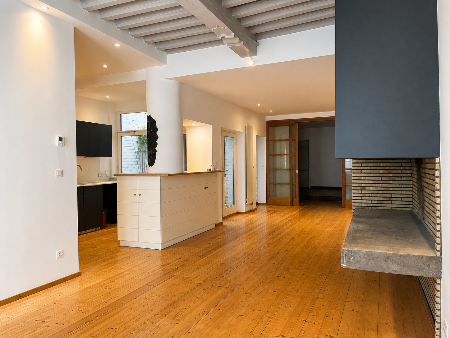 Auyl vieux lille t3 non meuble avec cour Photo 2 - Le Lion Immobilier