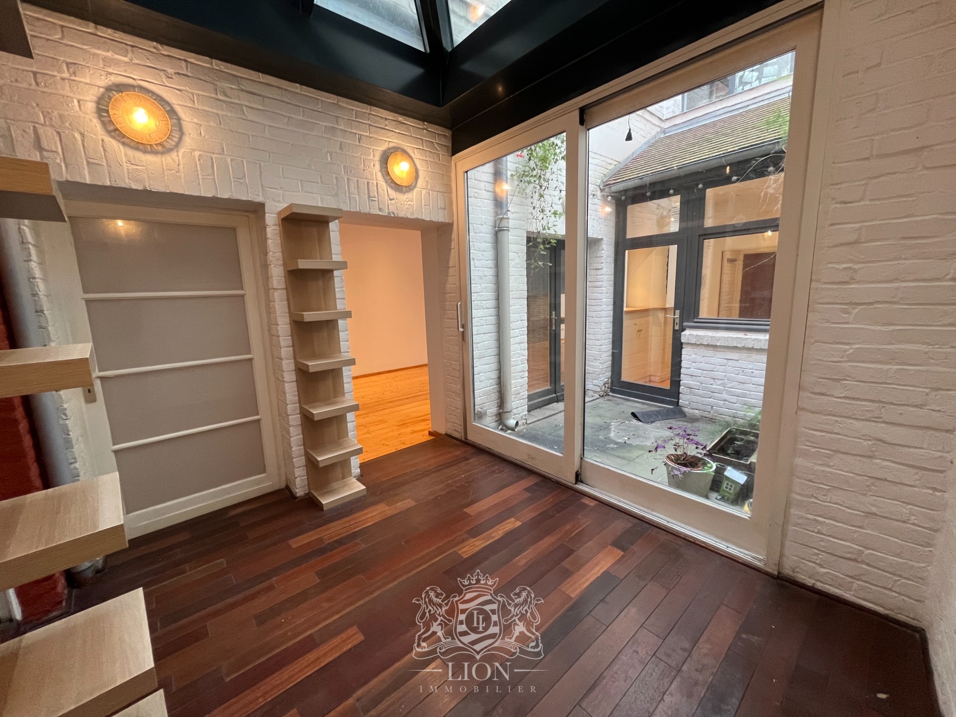 Auyl vieux lille t3 non meuble avec cour Photo 16 - Le Lion Immobilier