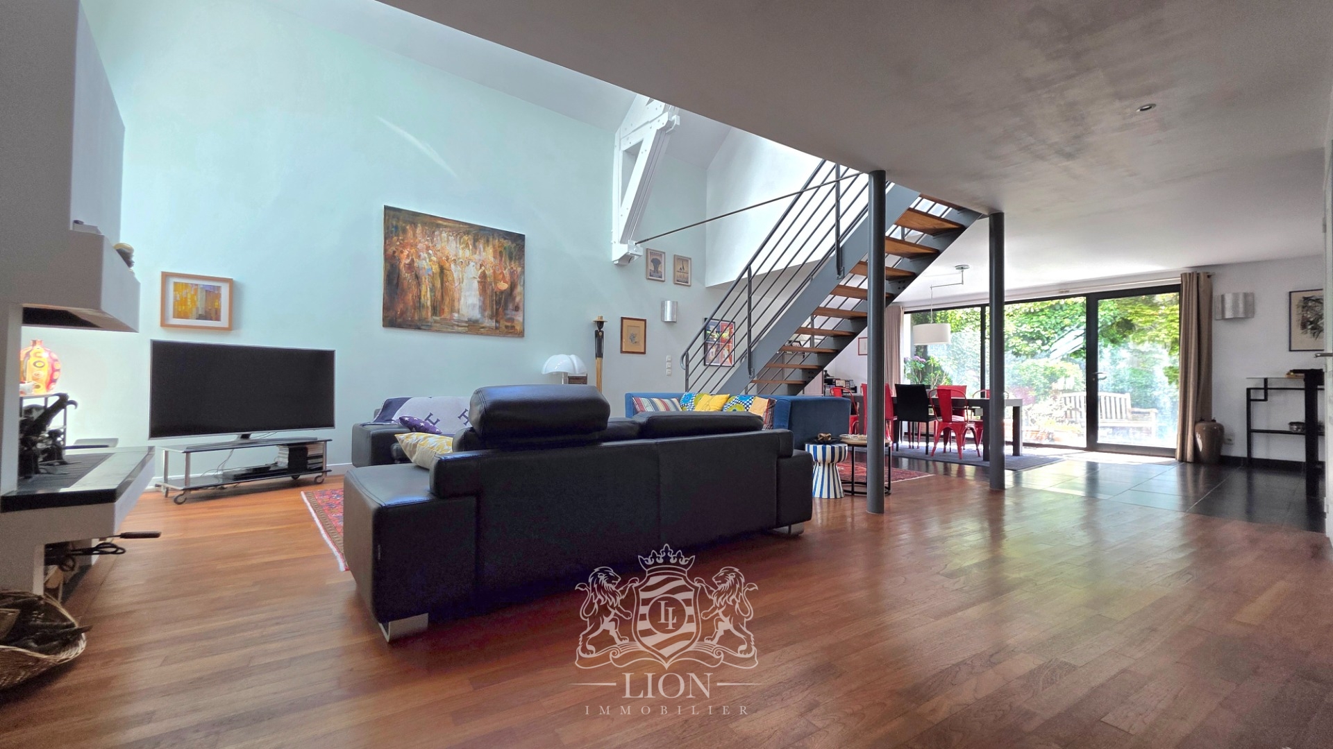 Grande maison type loft avec garage proche bois Photo 9 - Le Lion Immobilier Grande maison type loft avec garage proche bois Photo 9 - Le Lion Immobilier