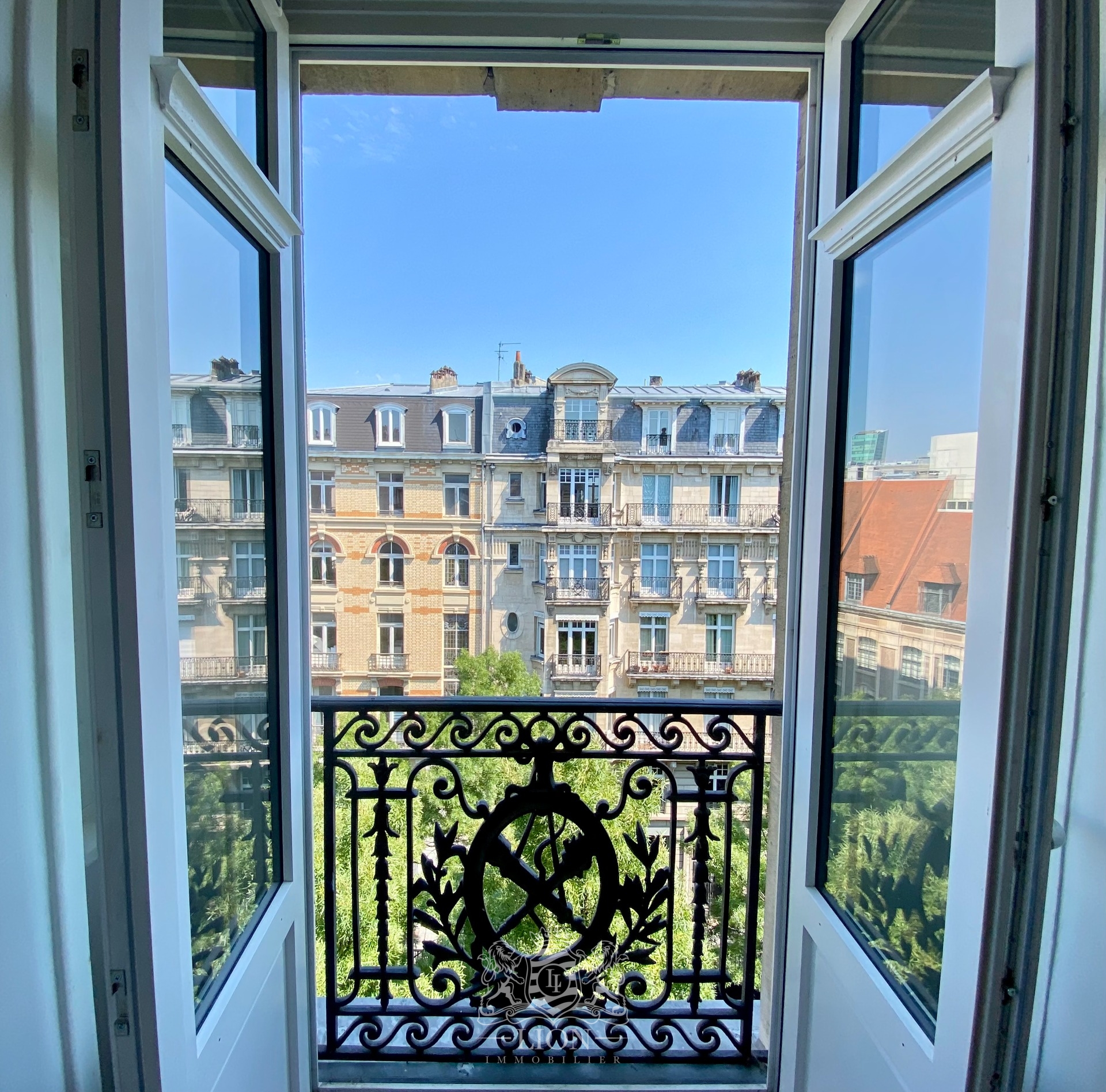 Rare appartement deux chambres grand place opera Photo 2 - Le Lion Immobilier