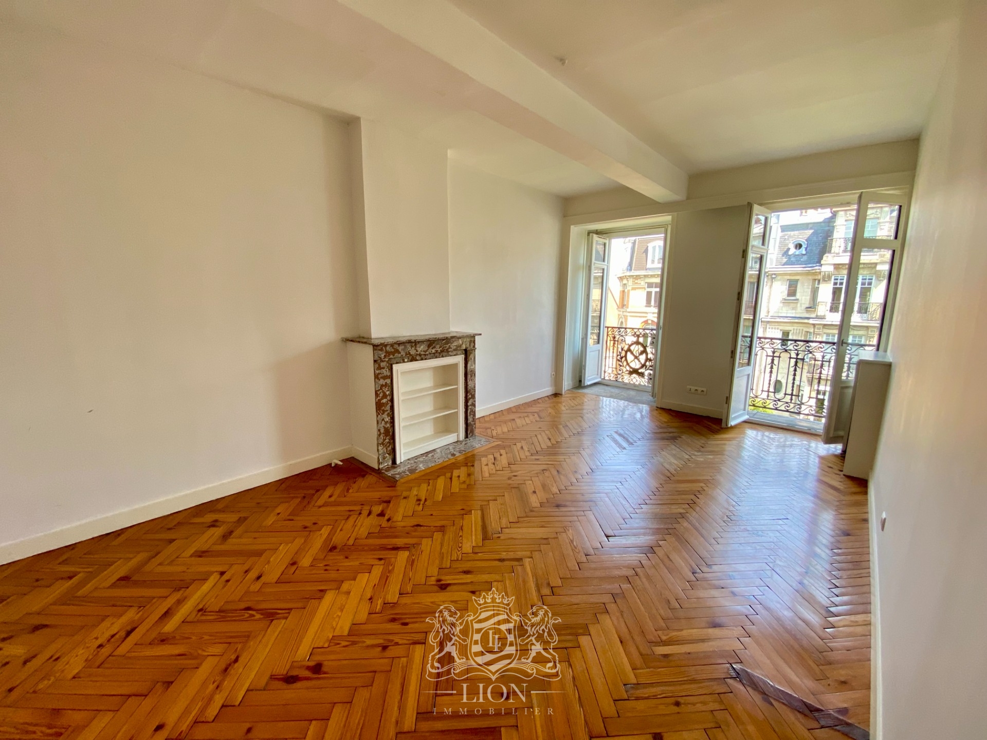Rare appartement deux chambres grand place opera Photo 3 - Le Lion Immobilier