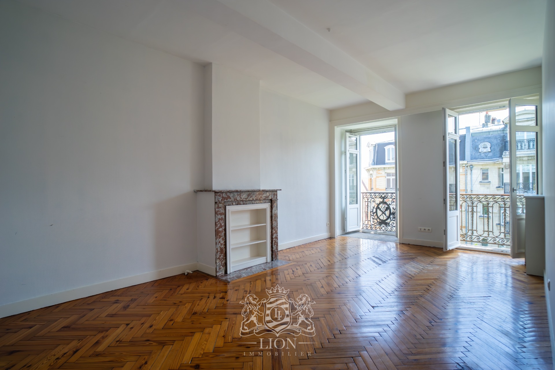 Rare appartement deux chambres grand place opera Photo 3 - Le Lion Immobilier