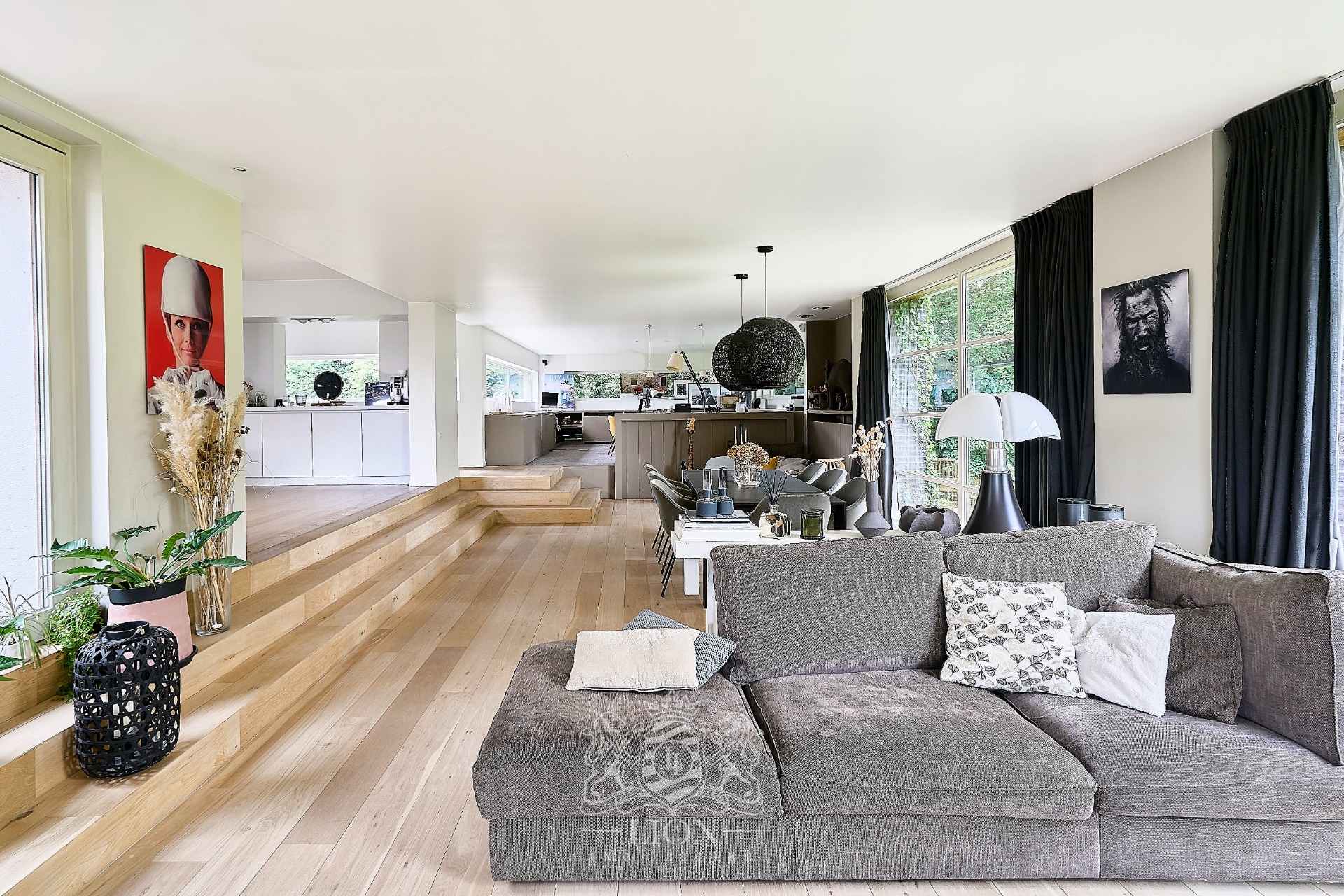 Maison maillard aux volumes contemporains Photo 5 - Le Lion Immobilier