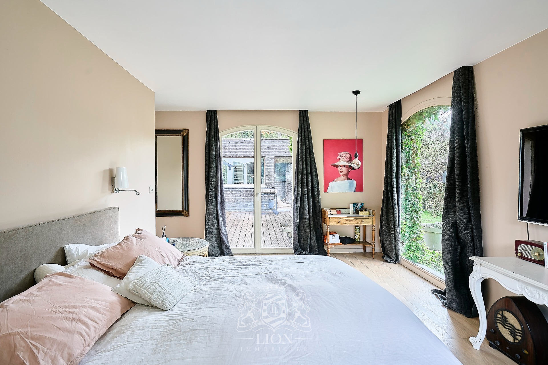Maison maillard aux volumes contemporains Photo 10 - Le Lion Immobilier Maison maillard aux volumes contemporains Photo 10 - Le Lion Immobilier
