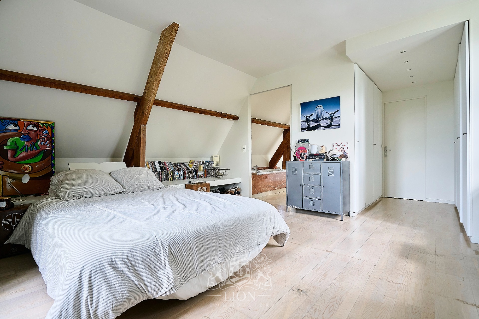 Maison maillard aux volumes contemporains Photo 13 - Le Lion Immobilier Maison maillard aux volumes contemporains Photo 13 - Le Lion Immobilier