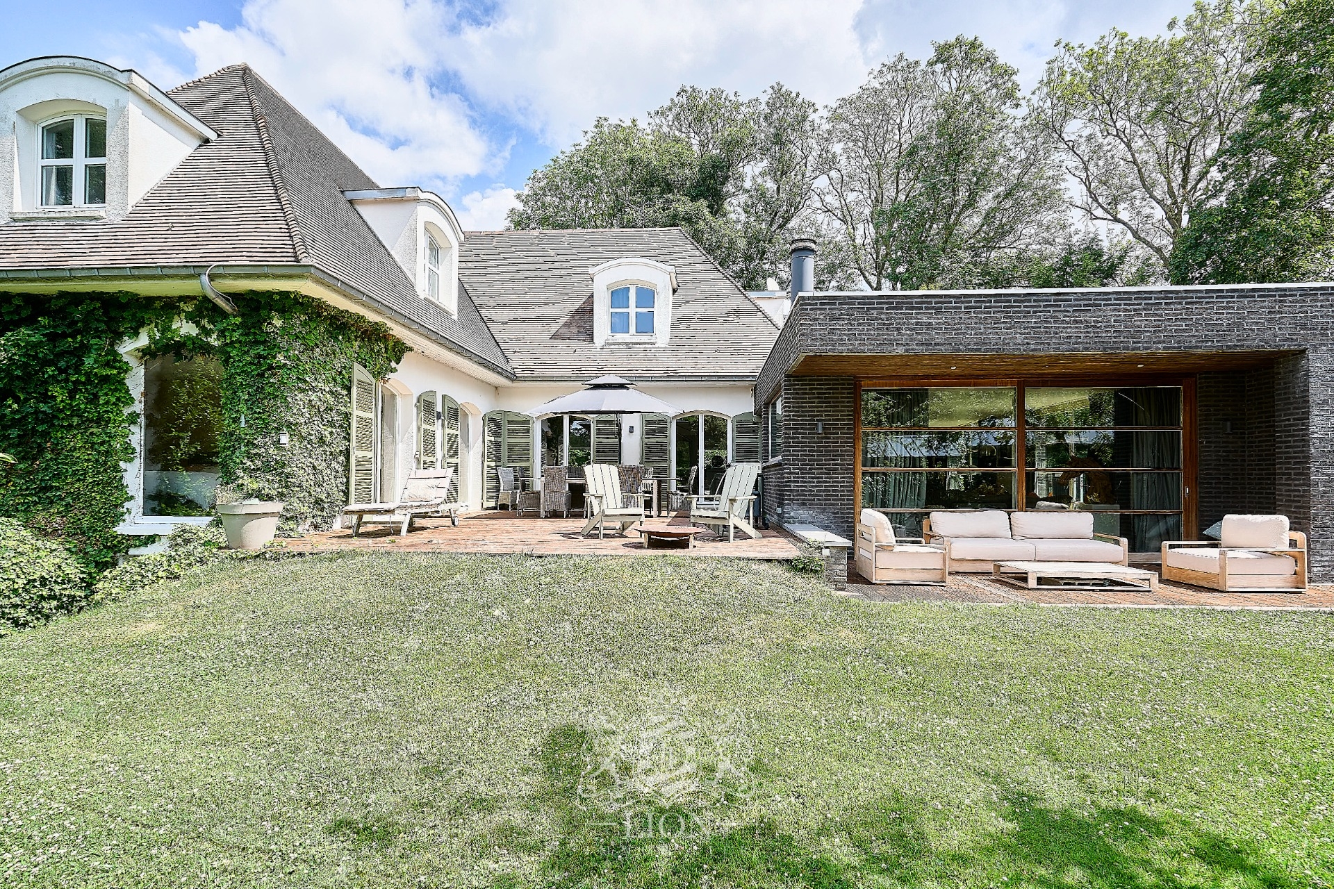 Maison maillard aux volumes contemporains Photo 16 - Le Lion Immobilier Maison maillard aux volumes contemporains Photo 16 - Le Lion Immobilier