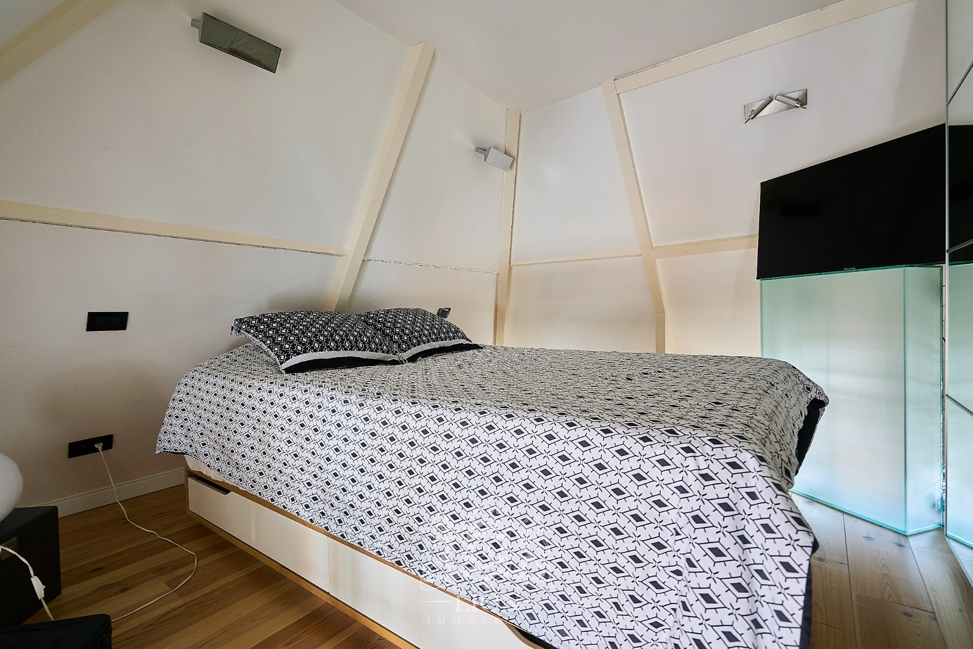 Rare vieux lille immeuble de deux appartements Photo 5 - Le Lion Immobilier Rare vieux lille immeuble de deux appartements Photo 5 - Le Lion Immobilier