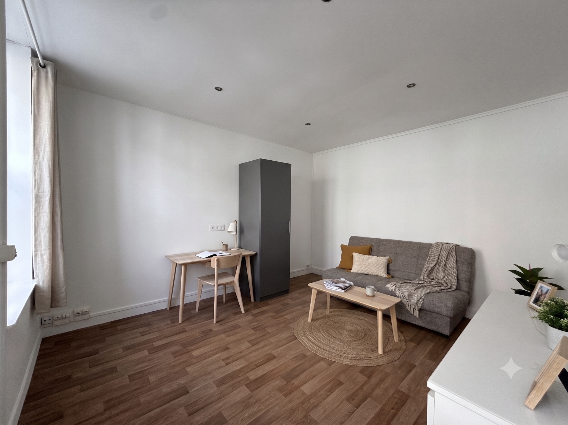 Avfs lille centre studio non meuble Photo 1 - Le Lion Immobilier Avfs lille centre studio non meuble Photo 1 - Le Lion Immobilier