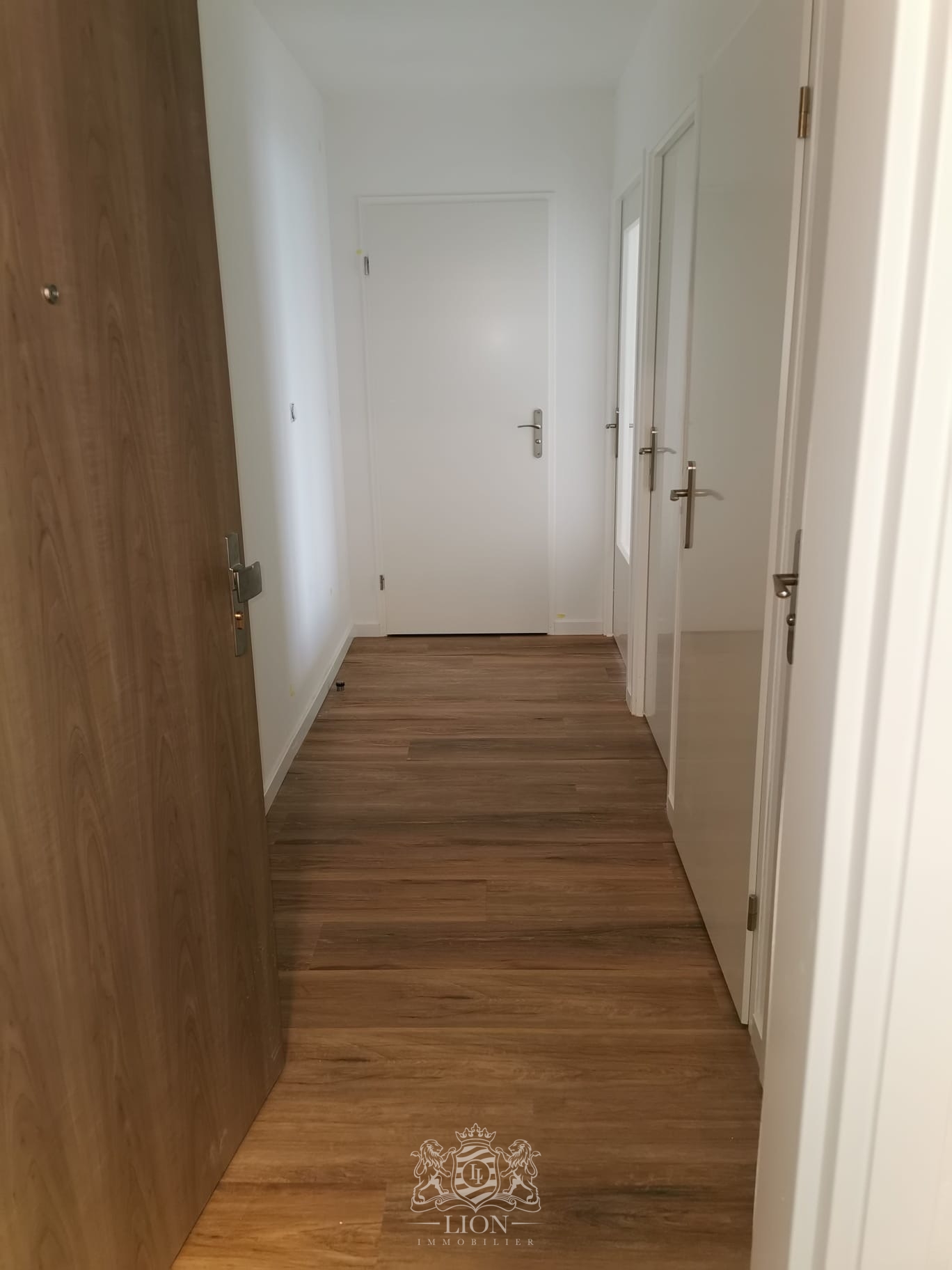 Avfv lille t2 non meuble parking et balcon Photo 4 - Le Lion Immobilier Avfv lille t2 non meuble parking et balcon Photo 4 - Le Lion Immobilier