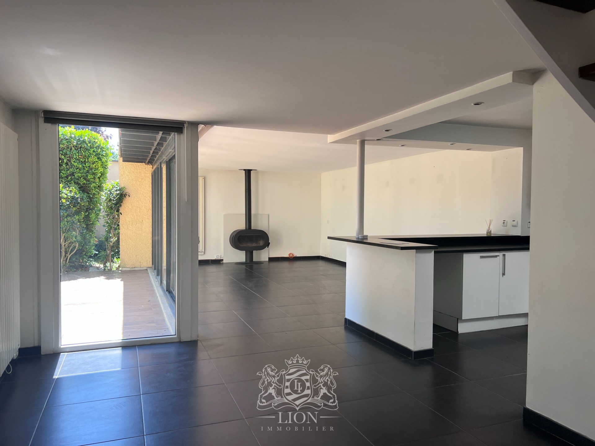 Watel semi individuelle 3 chambres bureau sur brigode Photo 2 - Le Lion Immobilier Watel semi individuelle 3 chambres bureau sur brigode Photo 2 - Le Lion Immobilier