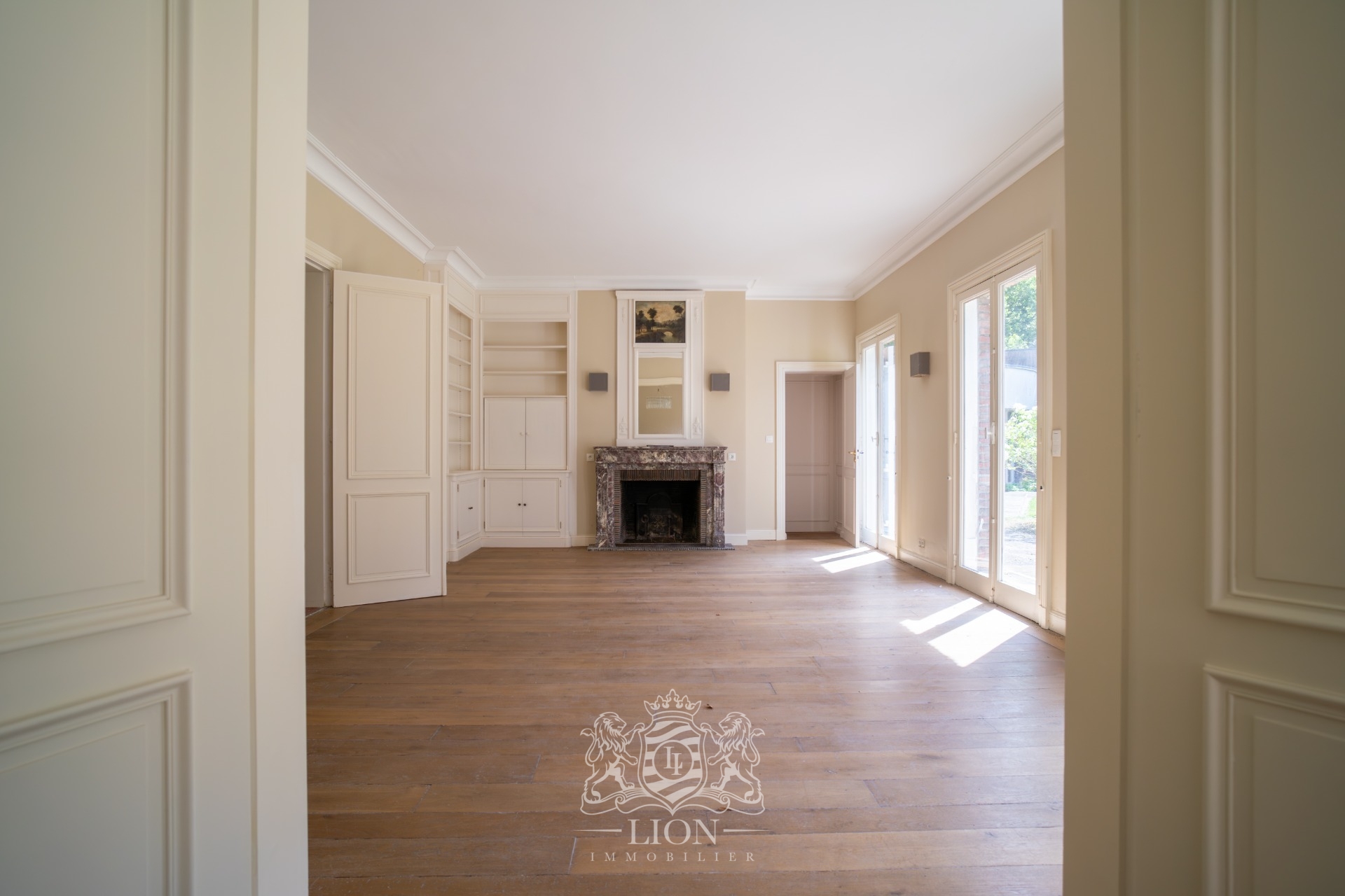 Croix beaumont magnifique demeure 7 chambres Photo 2 - Le Lion Immobilier Croix beaumont magnifique demeure 7 chambres Photo 2 - Le Lion Immobilier