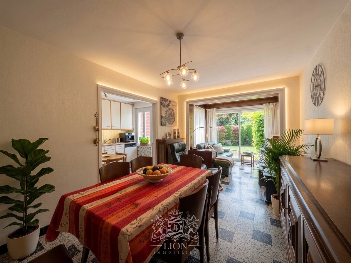 Charmante maison renover avec garage jardin degage Photo 1 - Le Lion Immobilier Charmante maison renover avec garage jardin degage Photo 1 - Le Lion Immobilier