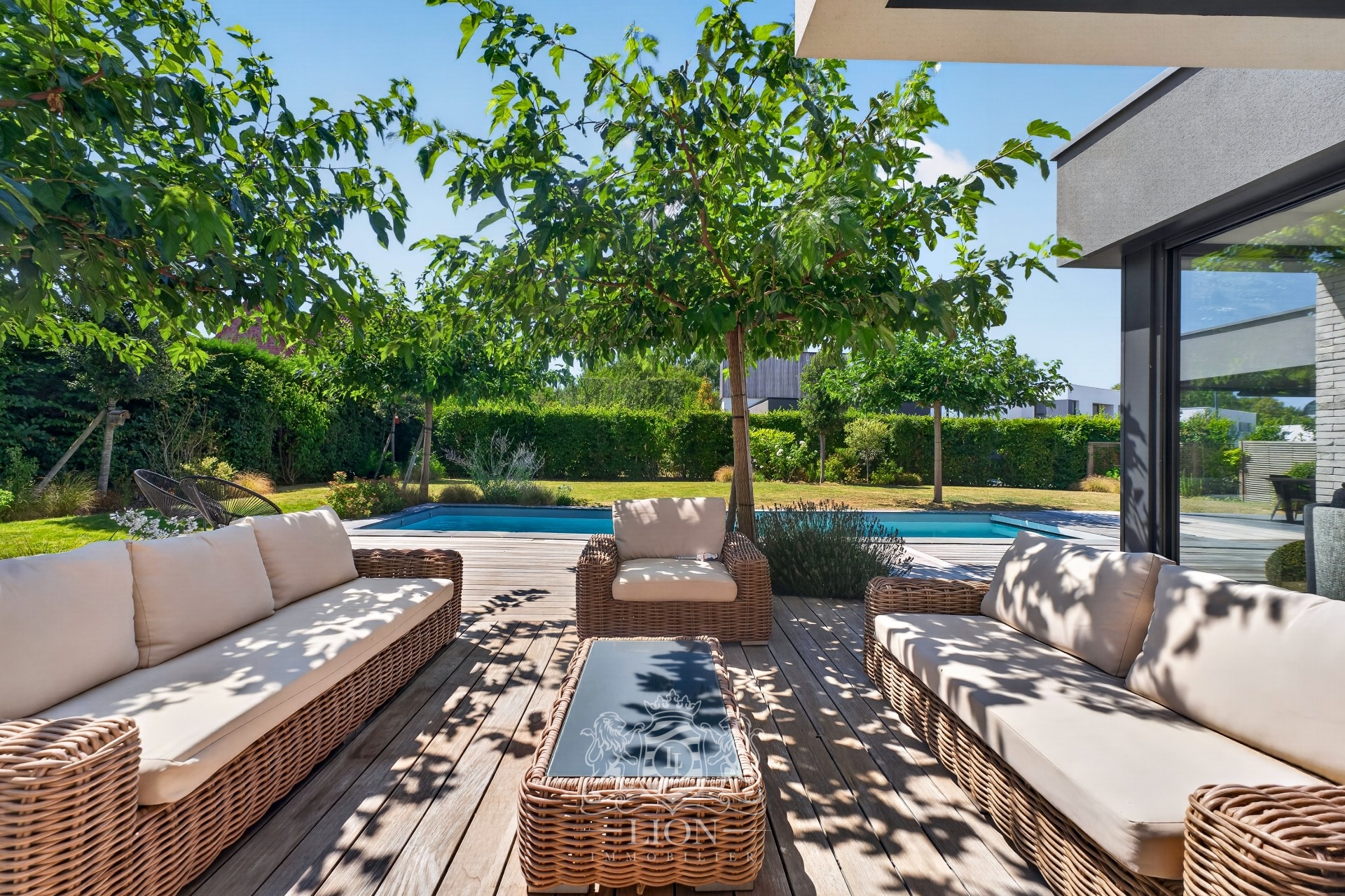 Cubique avec piscine dans un clos prive Photo 3 - Le Lion Immobilier Cubique avec piscine dans un clos prive Photo 3 - Le Lion Immobilier