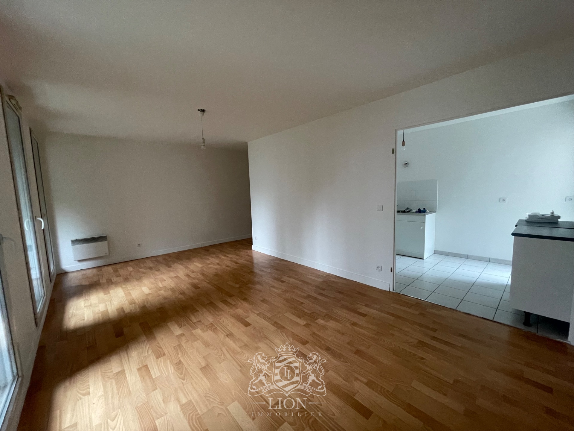 Appartement 2 chambres avec balcon et parking Photo 3 - Le Lion Immobilier Appartement 2 chambres avec balcon et parking Photo 3 - Le Lion Immobilier