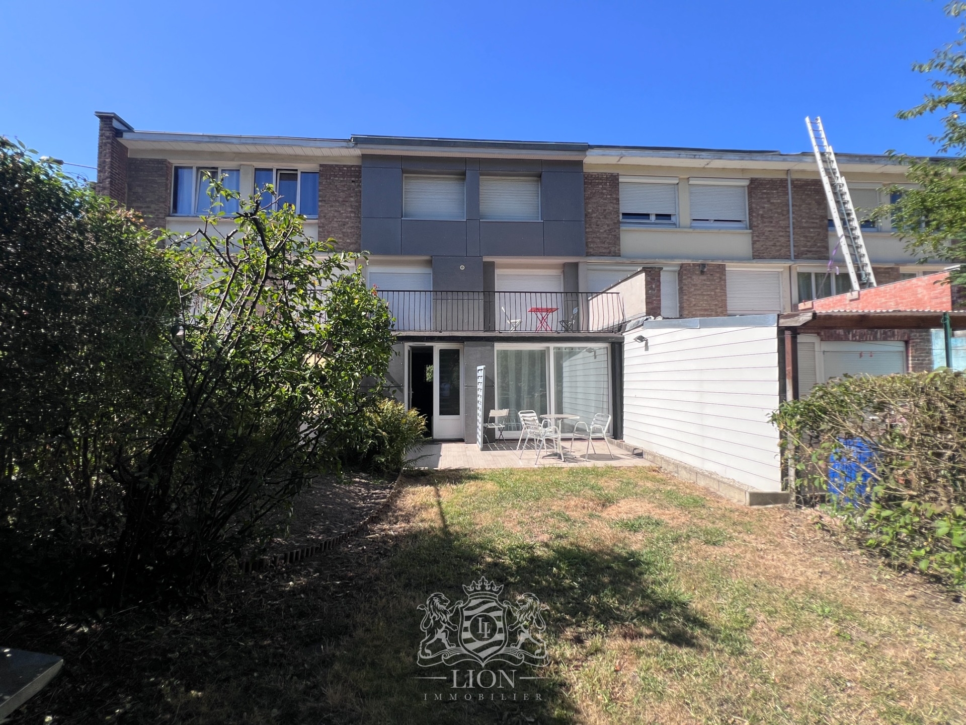Immeuble de rapport villeneuve d ascq 6 chambres   2 studios Photo 1 - Le Lion Immobilier