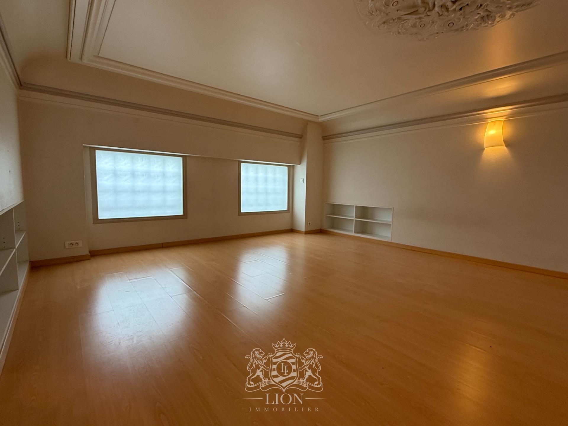 Avof lille rue jean sans peur t2 bis renove de 84 m Photo 7 - Le Lion Immobilier