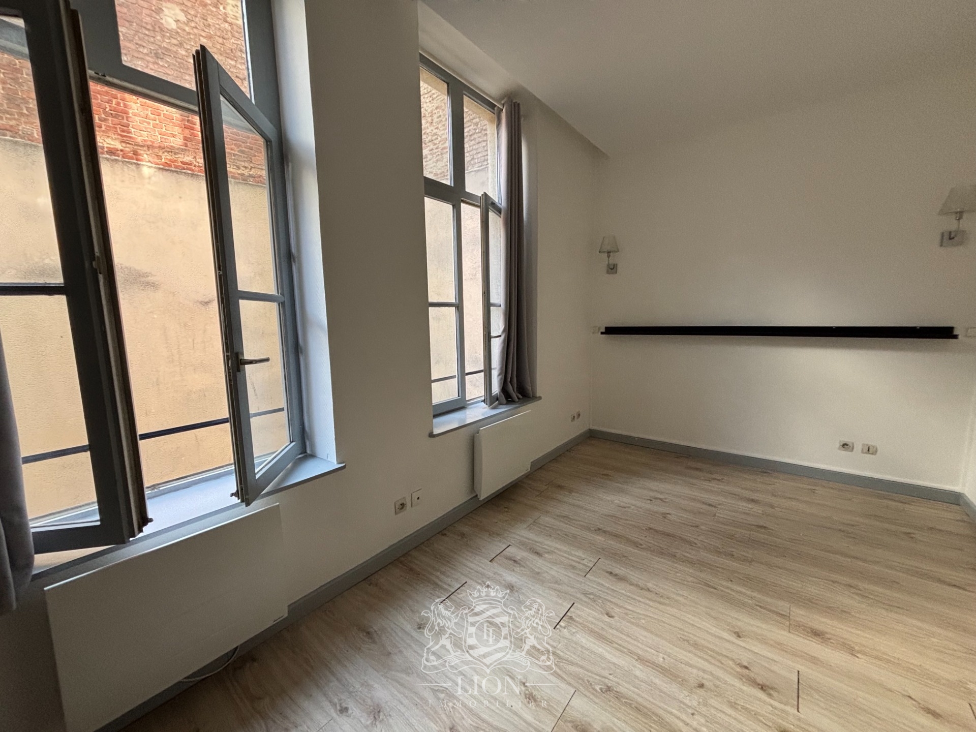 Vieux lille studio Photo 3 - Le Lion Immobilier Vieux lille studio Photo 3 - Le Lion Immobilier