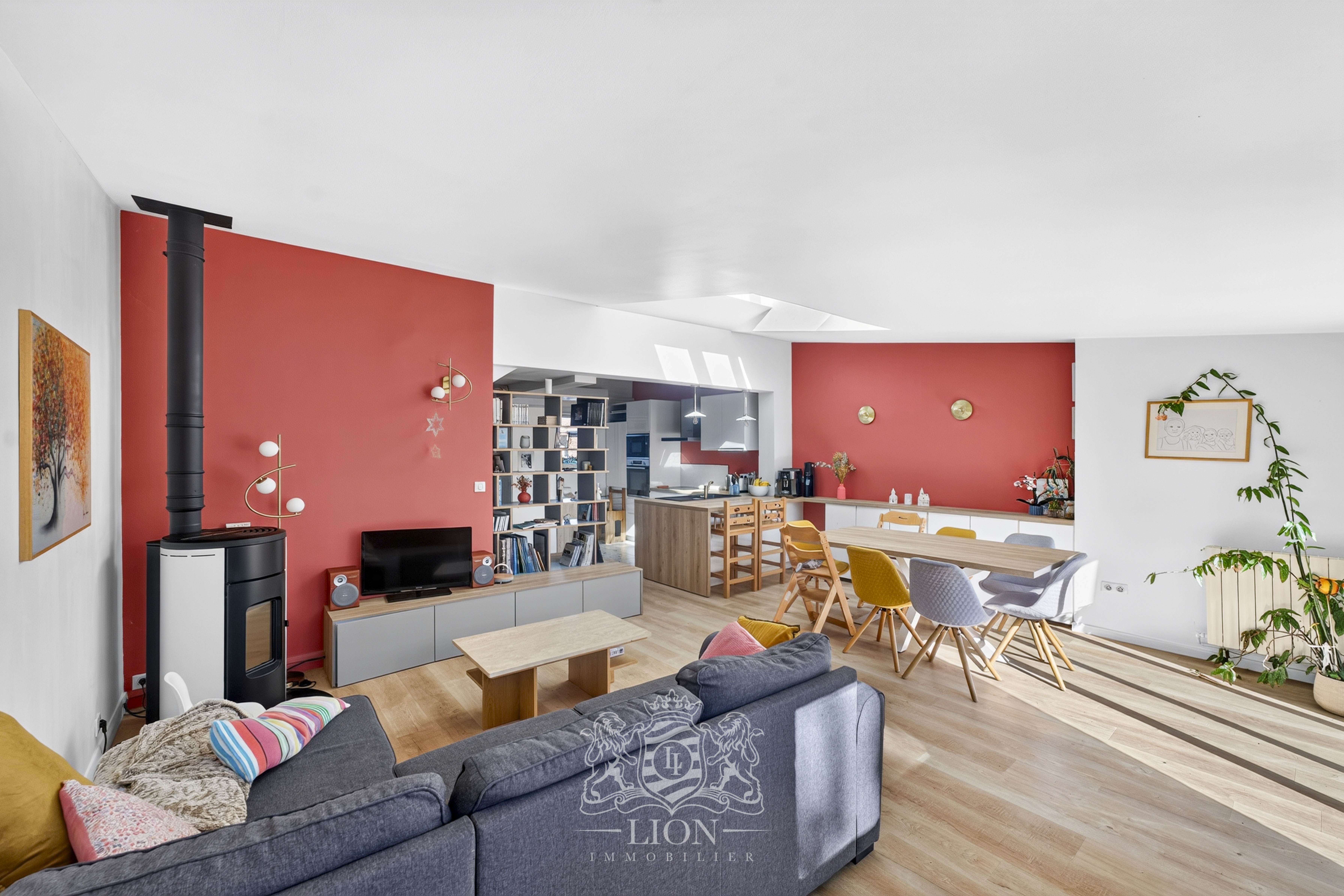 Maison de plain pied lumineuse 4 chambres exposee sud Photo 4 - Le Lion Immobilier Maison de plain pied lumineuse 4 chambres exposee sud Photo 4 - Le Lion Immobilier