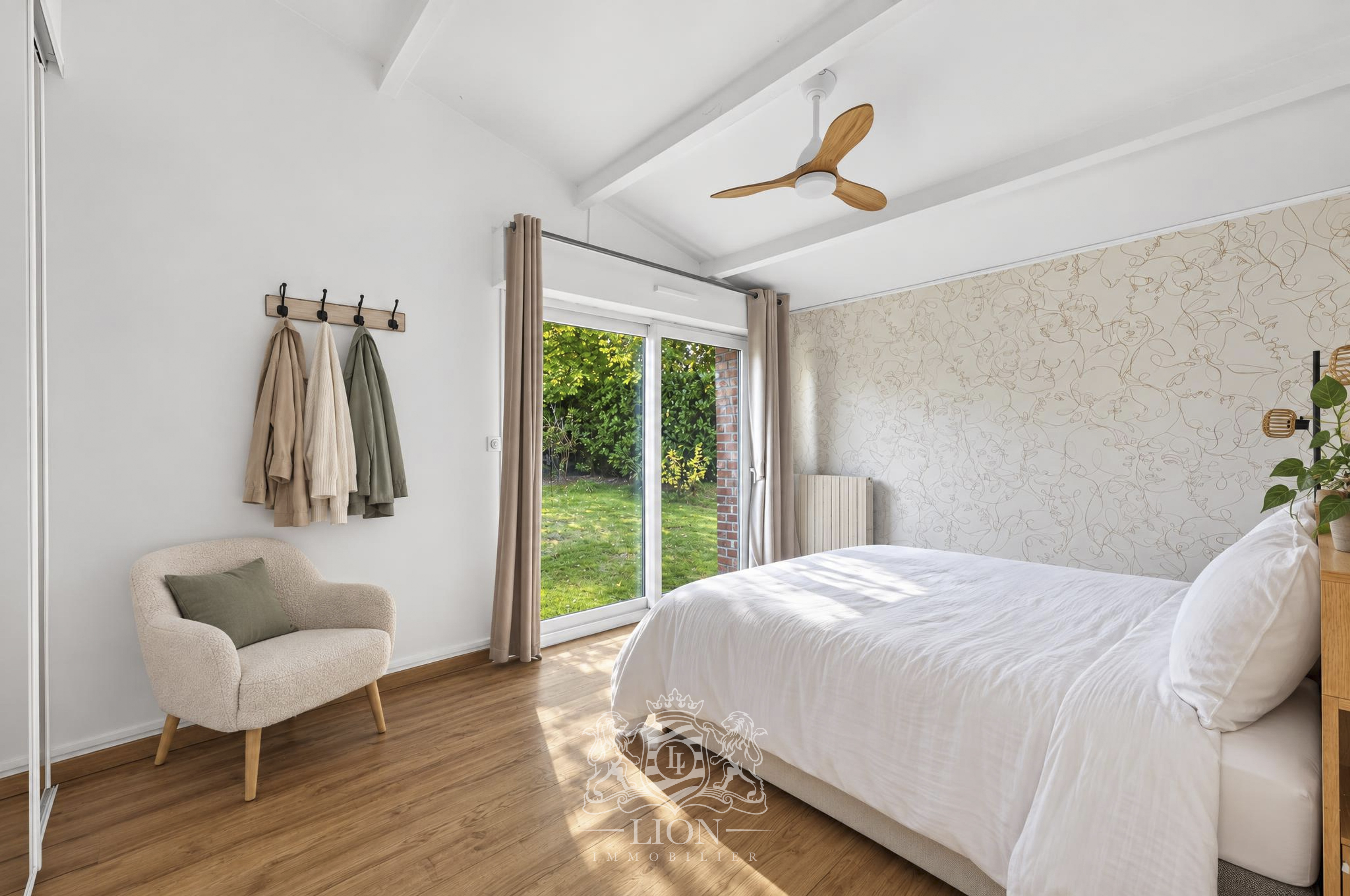 Maison de plain pied lumineuse 4 chambres exposee sud Photo 5 - Le Lion Immobilier
