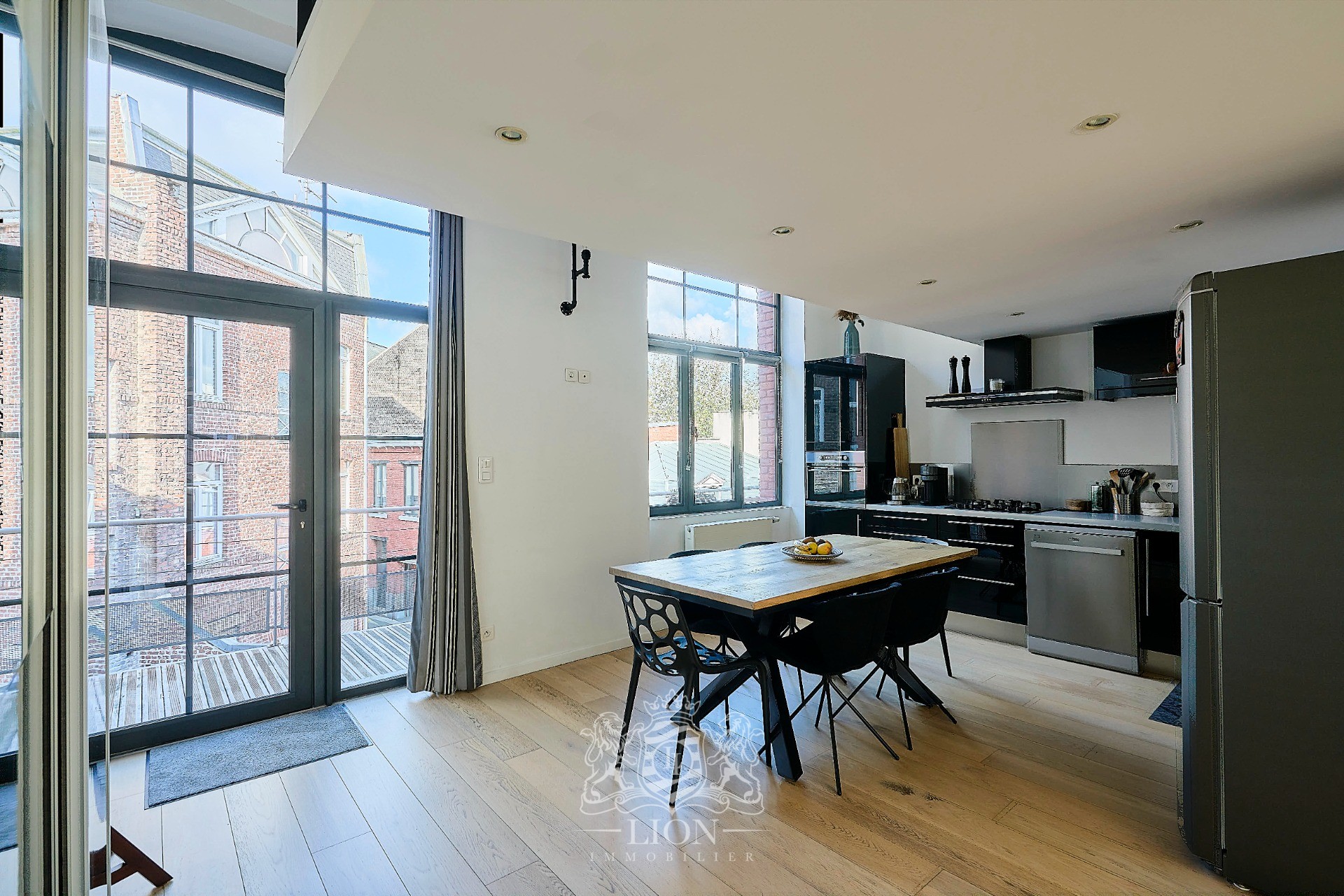 Vauban duplex au dernier etage avec terrasse et parking Photo 6 - Le Lion Immobilier Vauban duplex au dernier etage avec terrasse et parking Photo 6 - Le Lion Immobilier