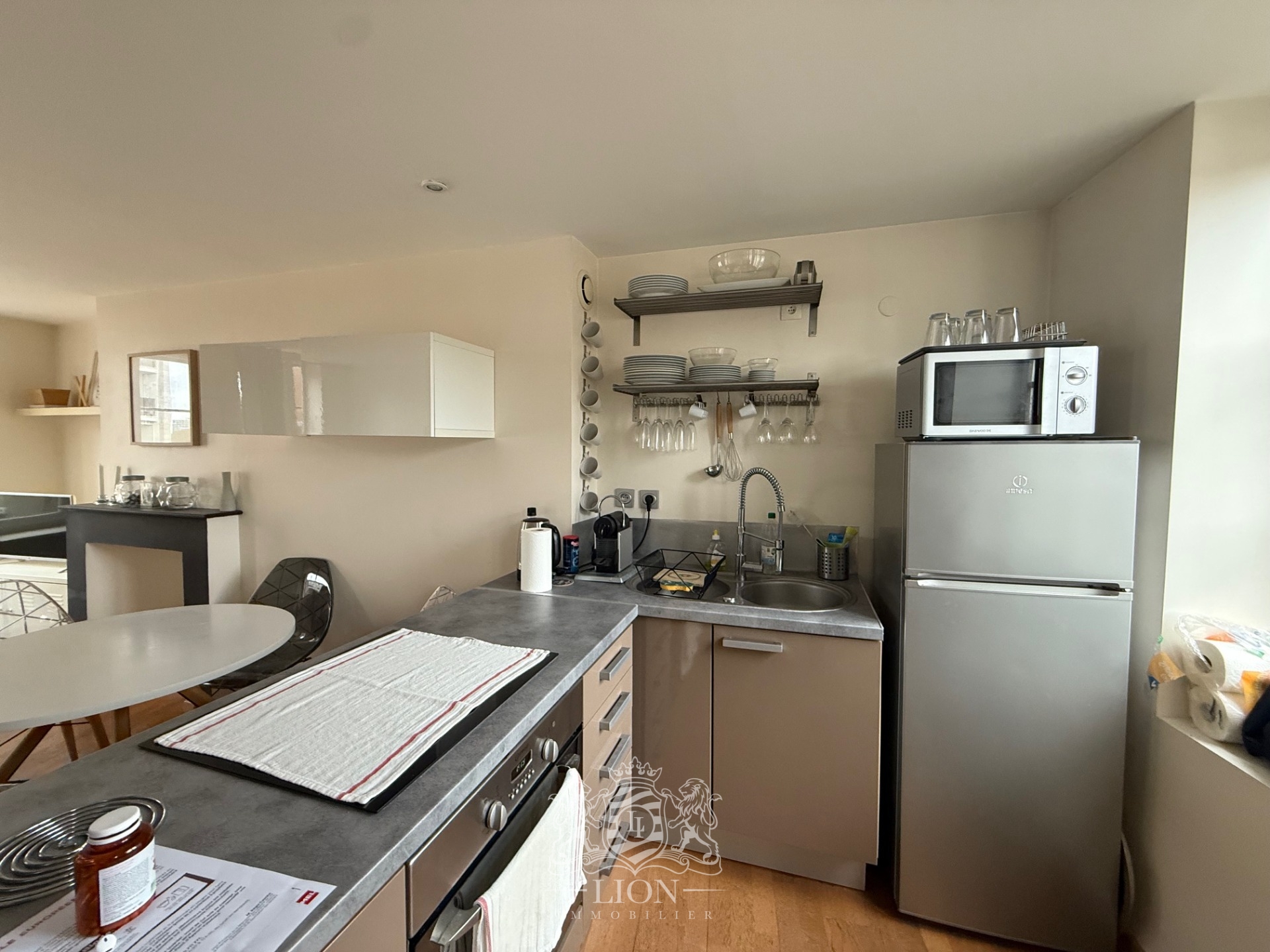 Fuz vieux lille type 2 meuble en duplex Photo 5 - Le Lion Immobilier Fuz vieux lille type 2 meuble en duplex Photo 5 - Le Lion Immobilier