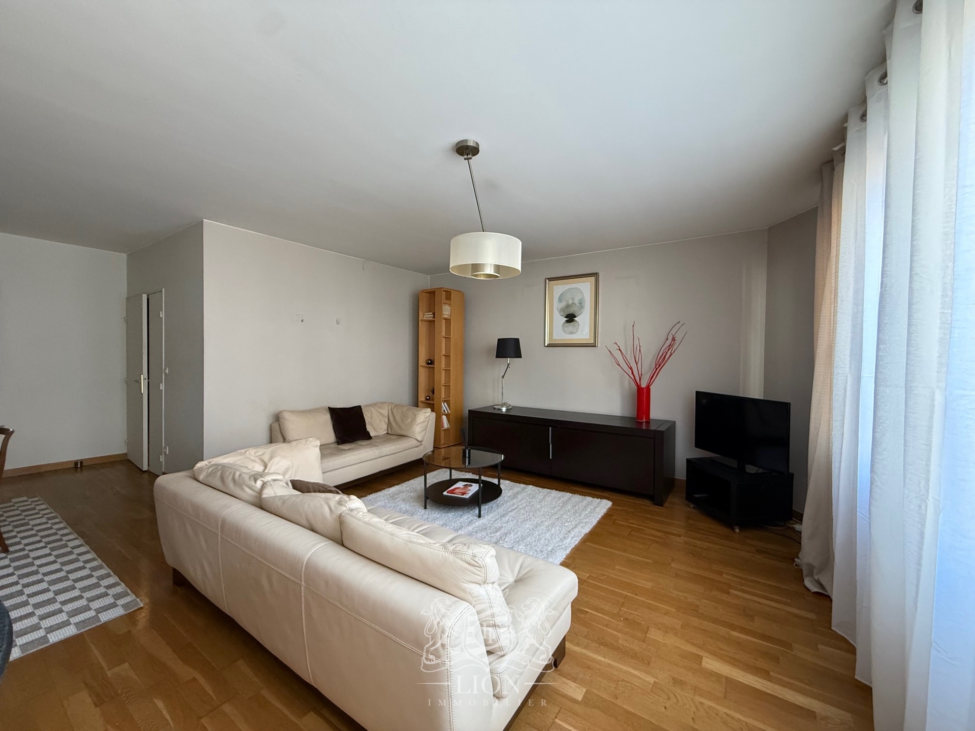 Ipx vieux lille type 4 meuble Photo 2 - Le Lion Immobilier