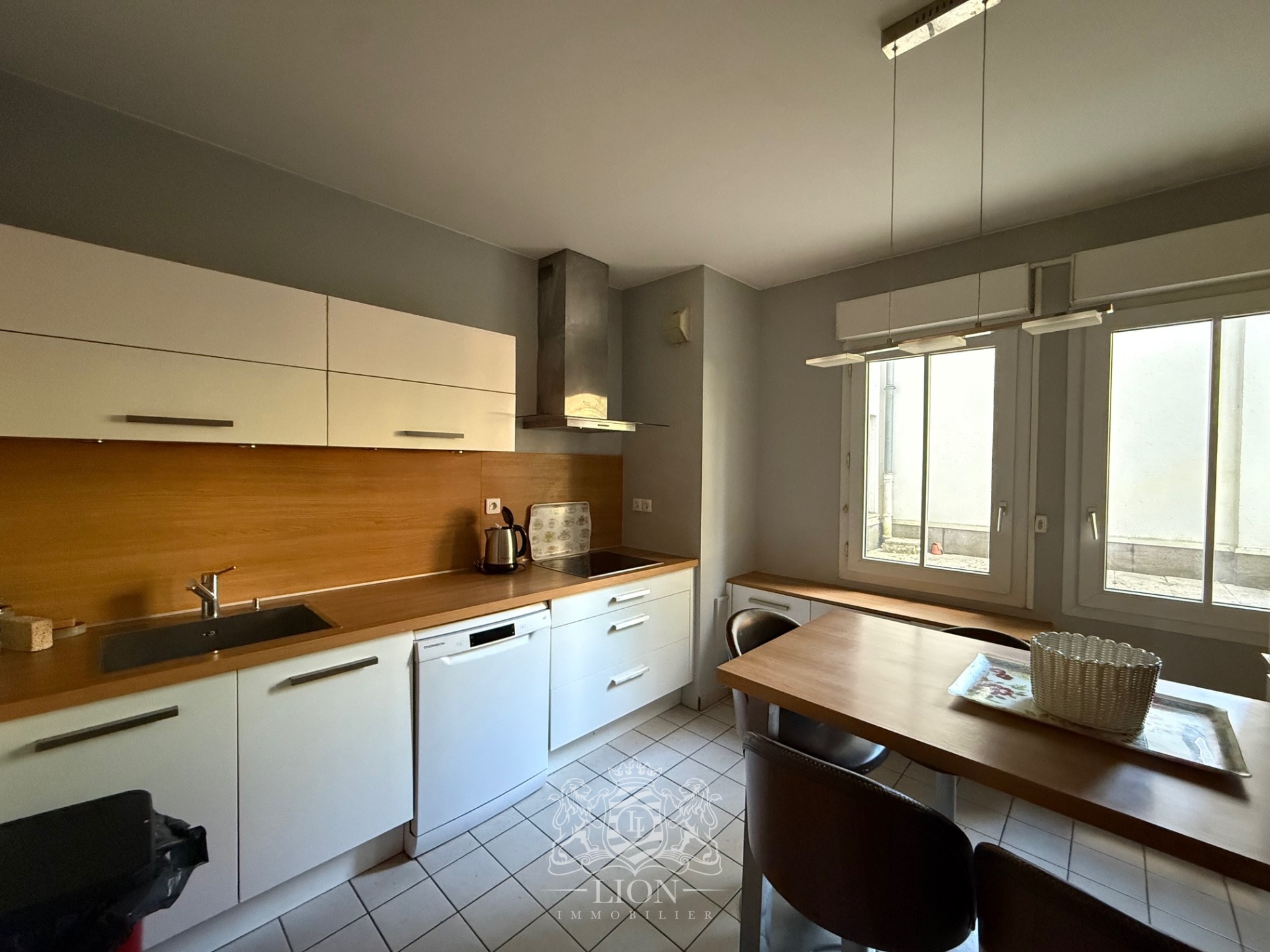 Ipx vieux lille type 4 meuble Photo 6 - Le Lion Immobilier