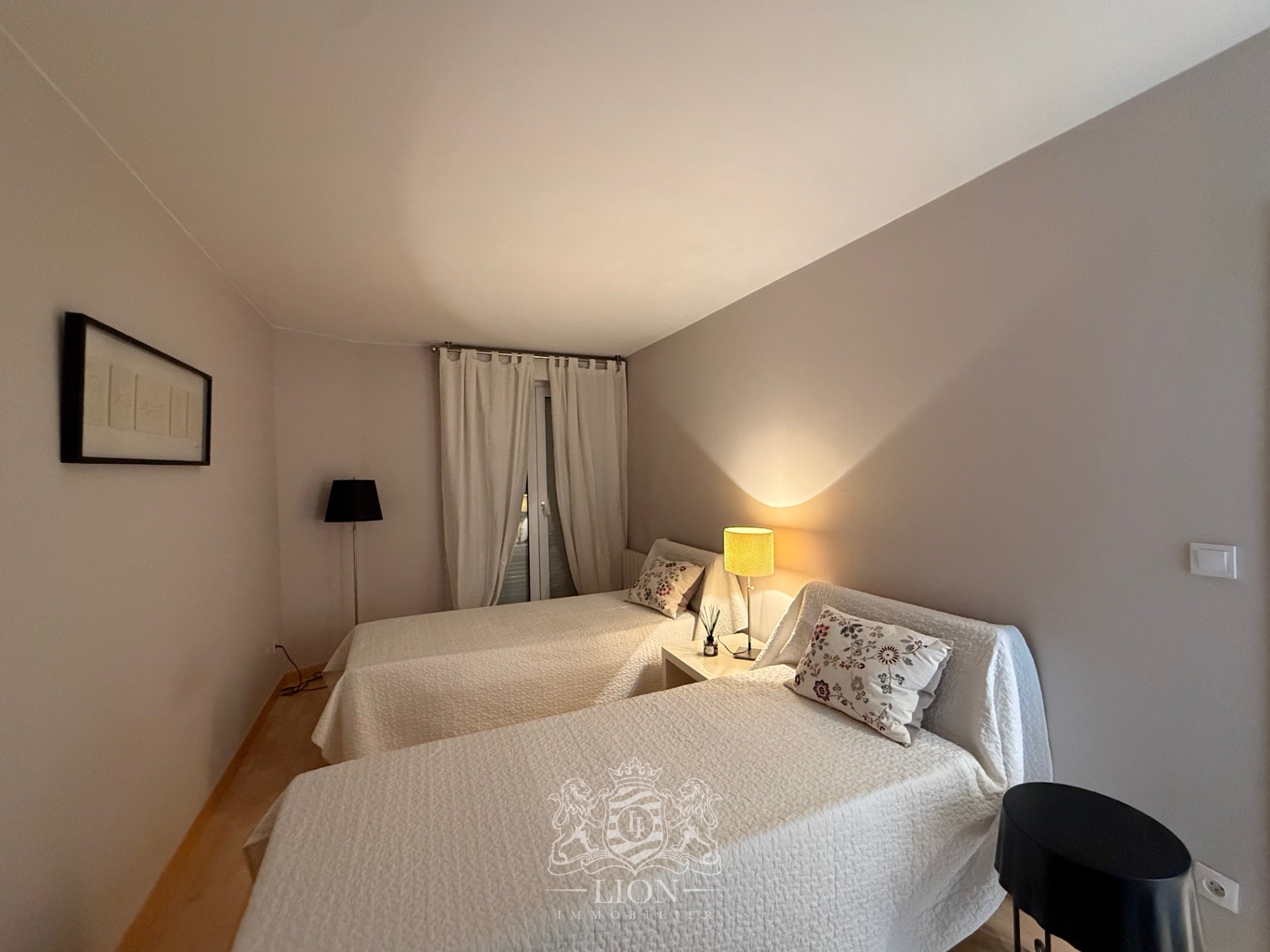 Ipx vieux lille type 4 meuble Photo 12 - Le Lion Immobilier